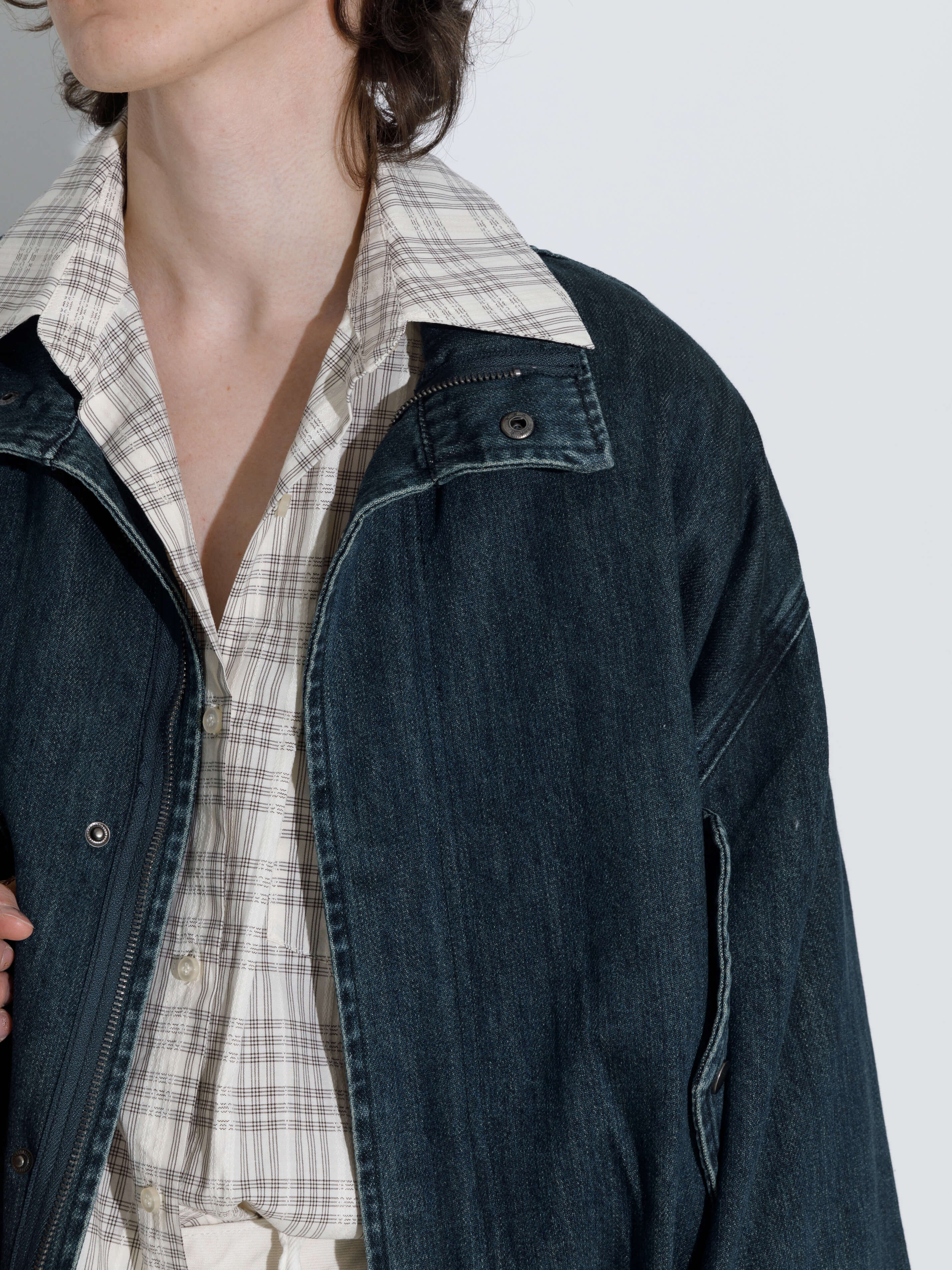 ONE BY CUBIC Funnel Neck Denim Jacket-5