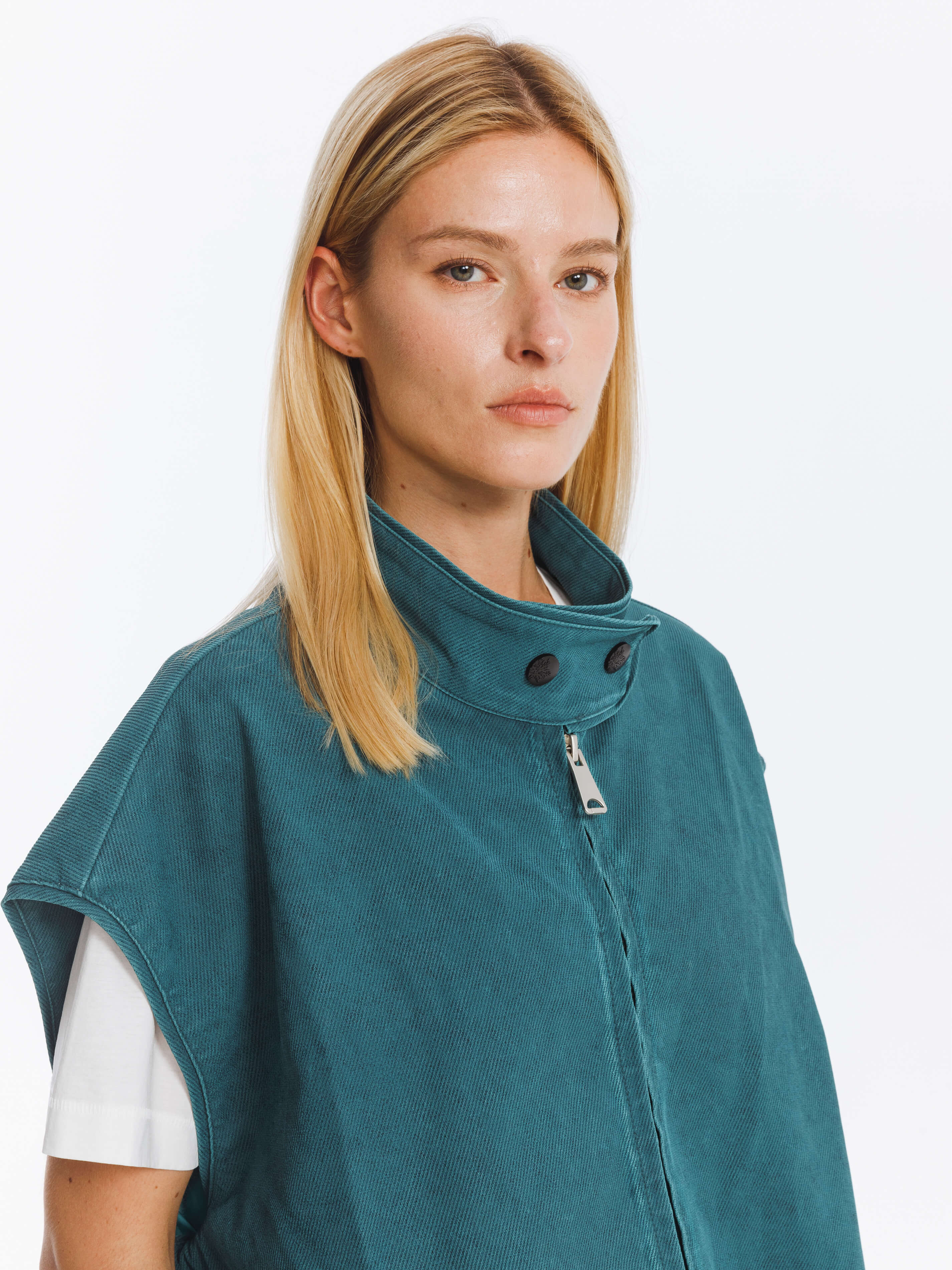 Loose Dropped Shoulder Waistcoat with Stand-up Collar-4