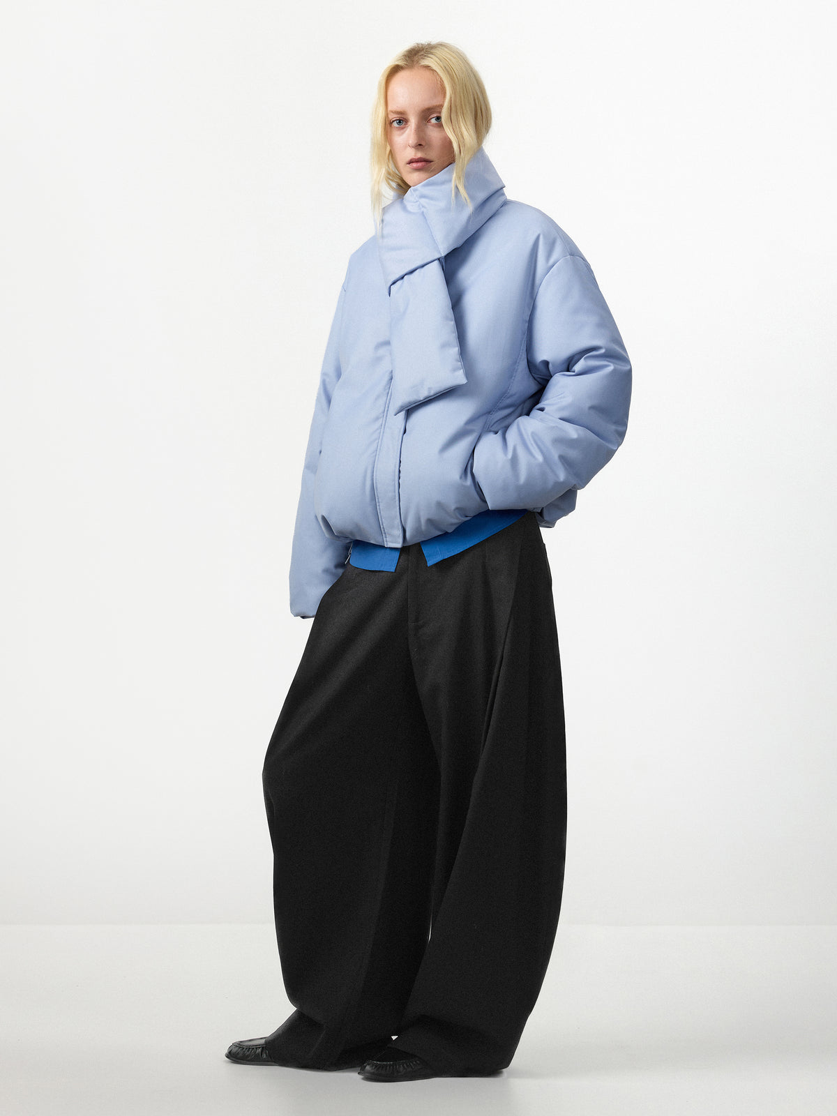 CUBIC Detachable Scarf Puffer Down Jacket-4