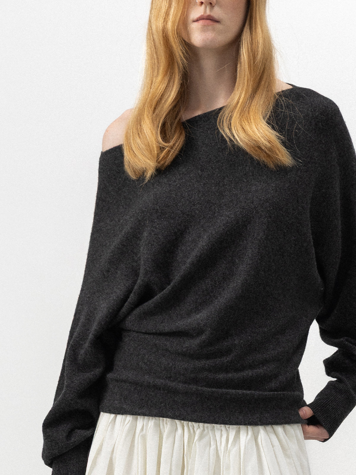 CUBIC Convertible Off-Shoulder Wool-Blend Sweater-4