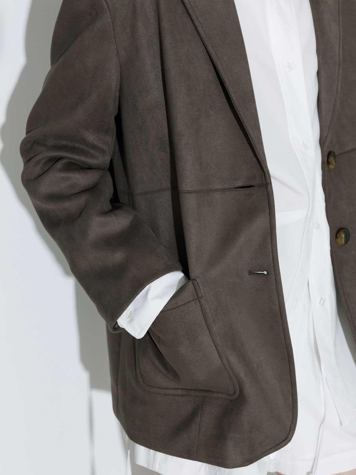 ONE BY CUBIC Silky Tailored Suede Jacket-14