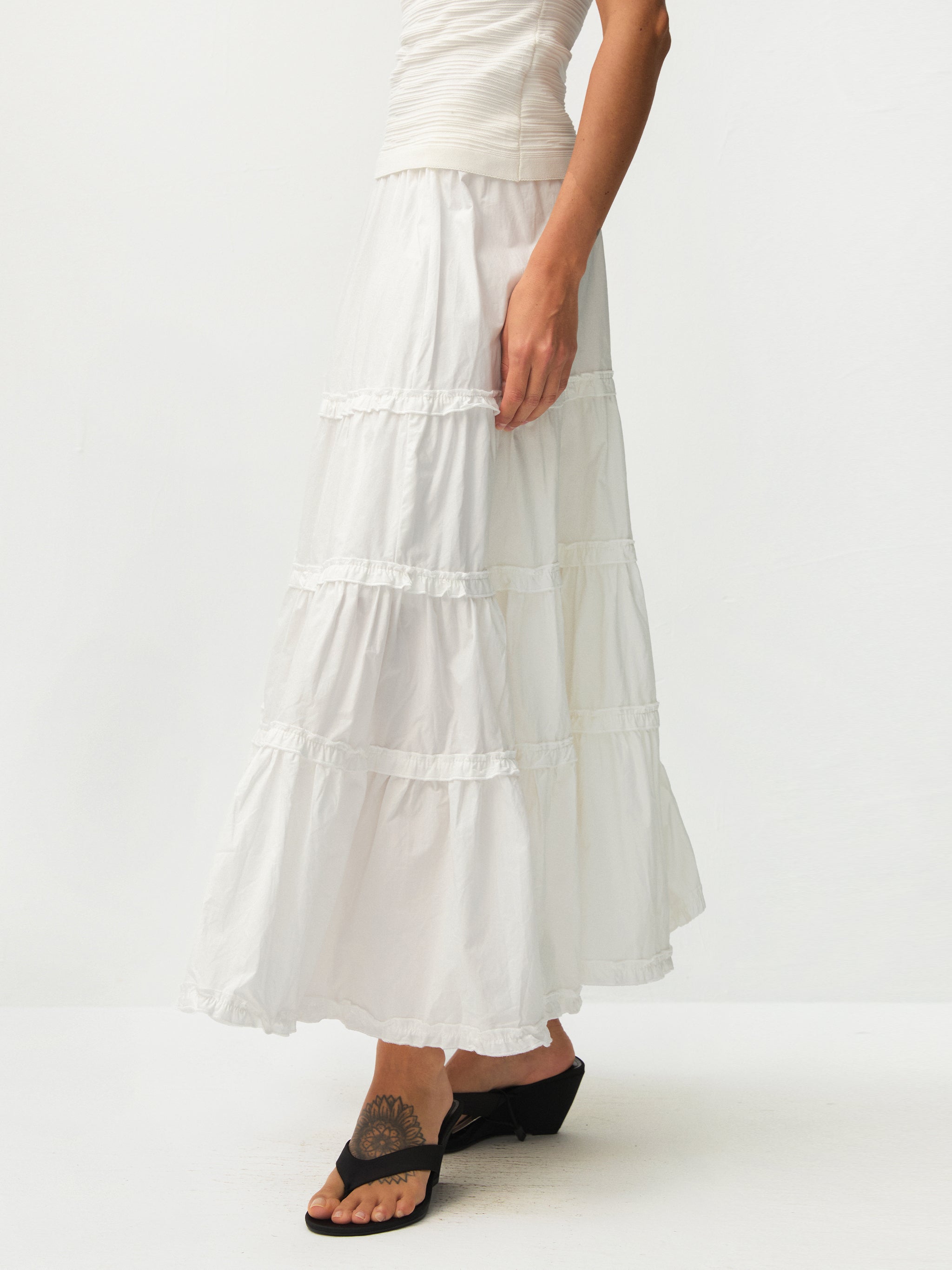 100% Cotton A-line Ruffled White Cake skirt-4