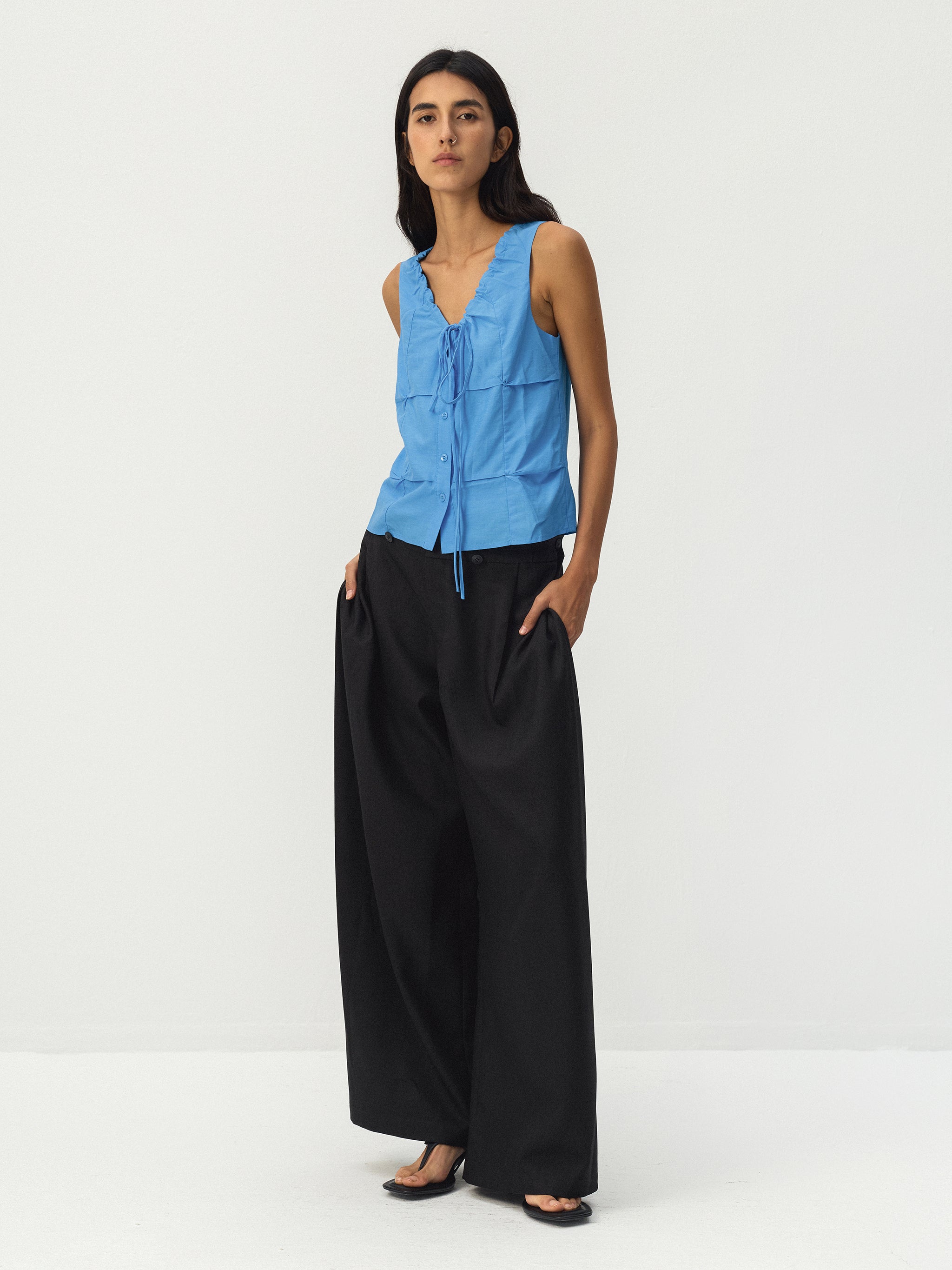 CUBIC Sleeveless Ruffle Tie-Front Top-4