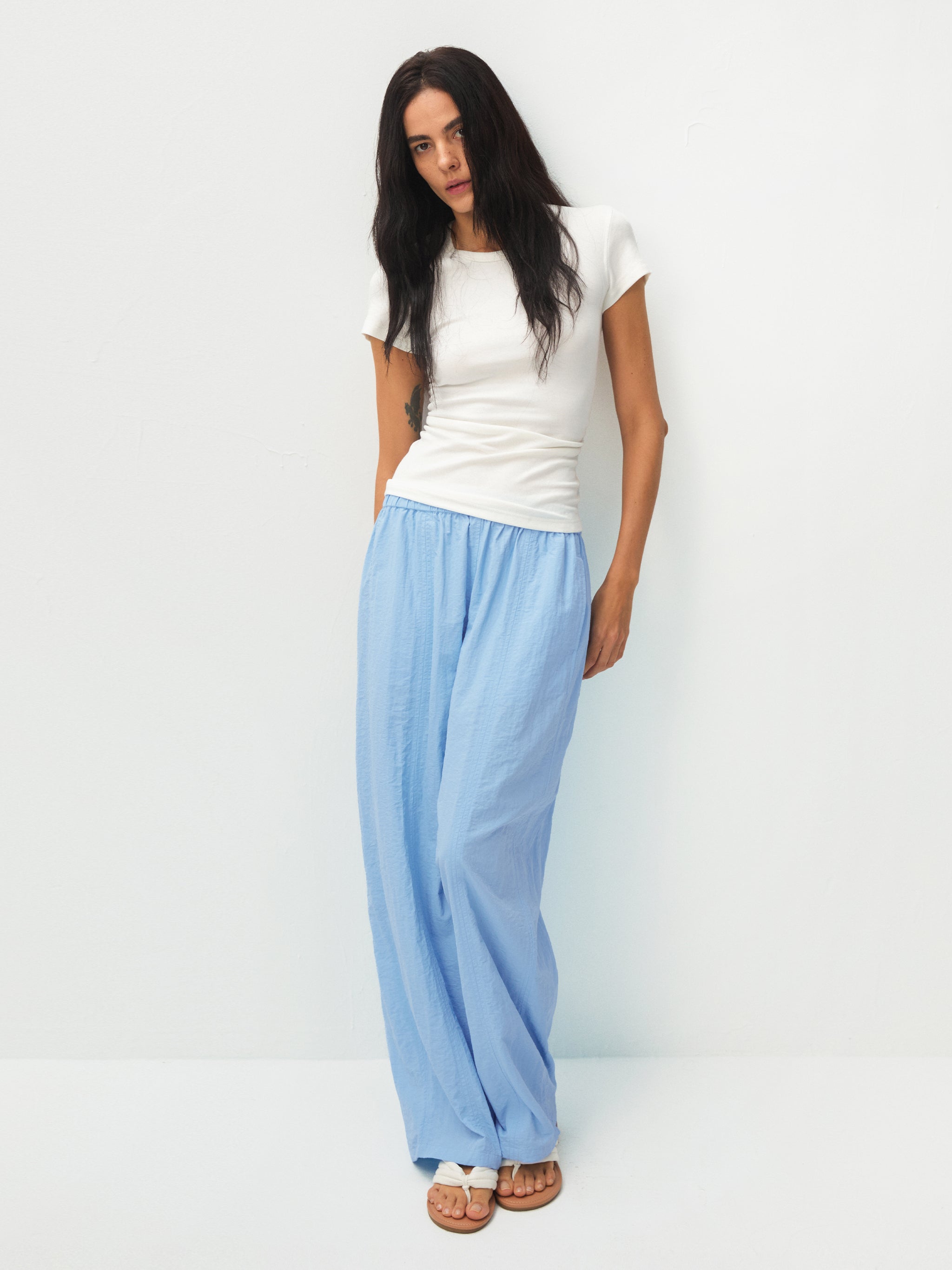 Loose-Fit Elastic Waist Tapered Trousers-4