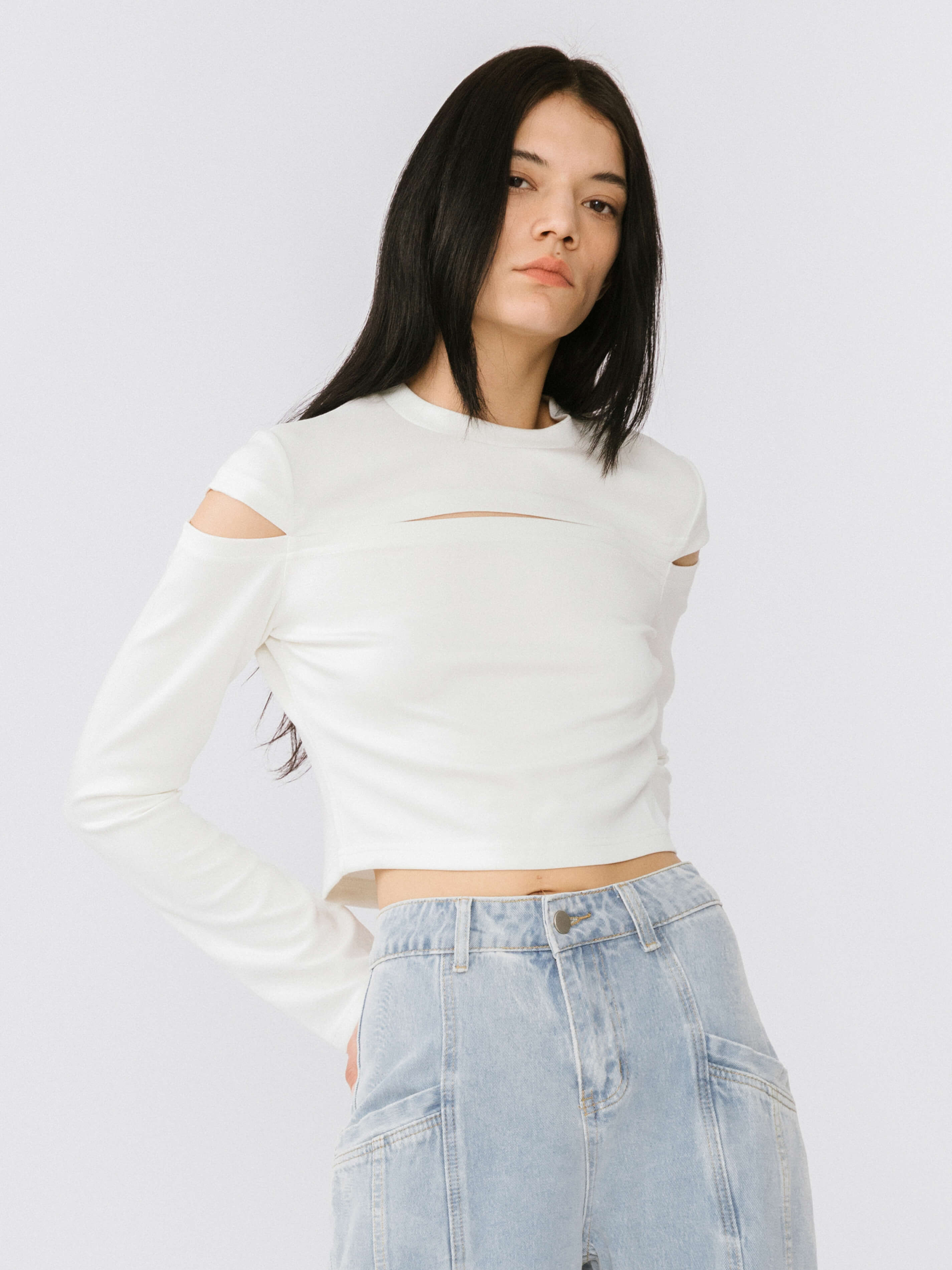 Cut Out Long Sleeve Crop Top-4