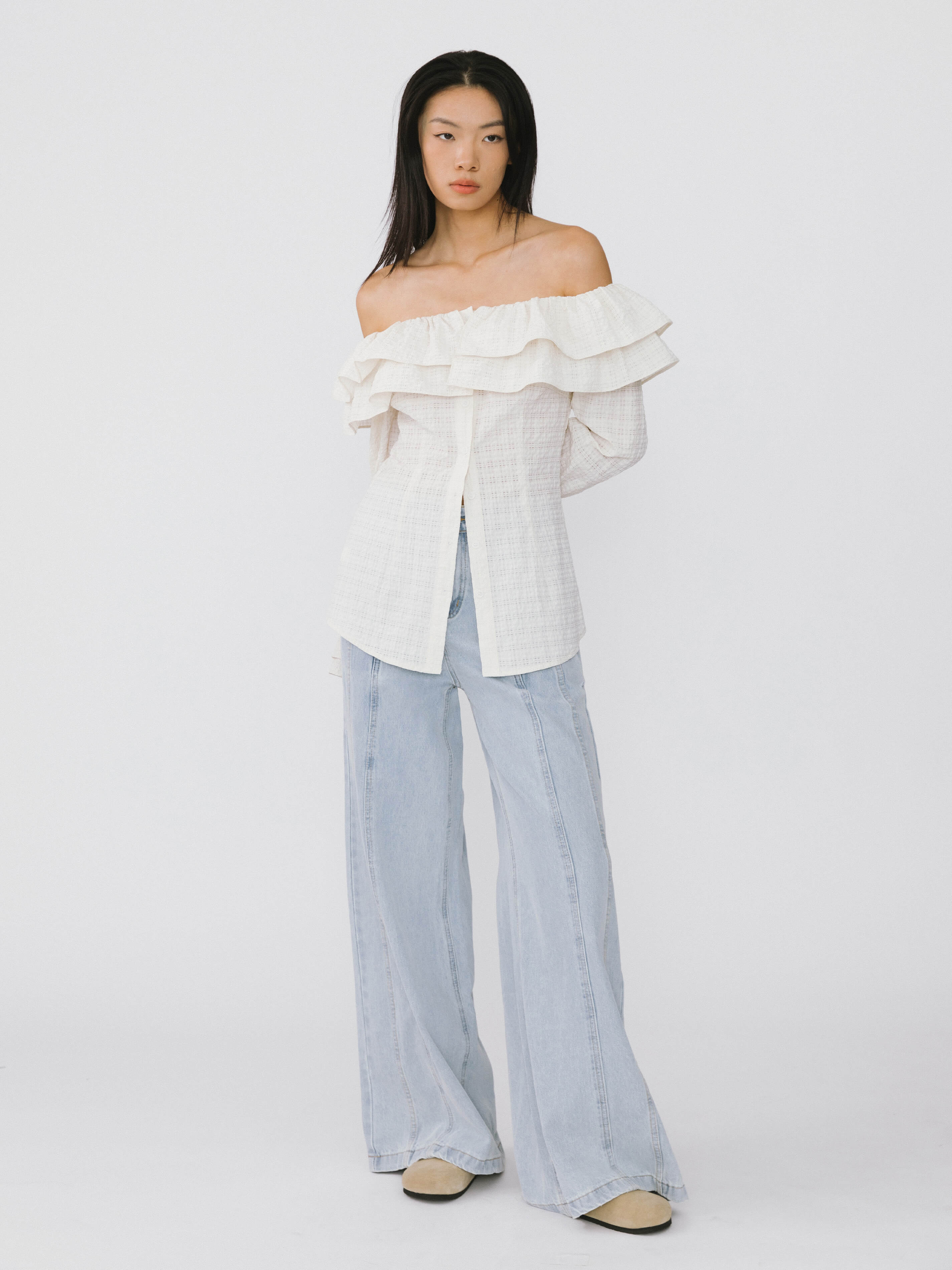 Frills Volume Off Neckline Shirt-5