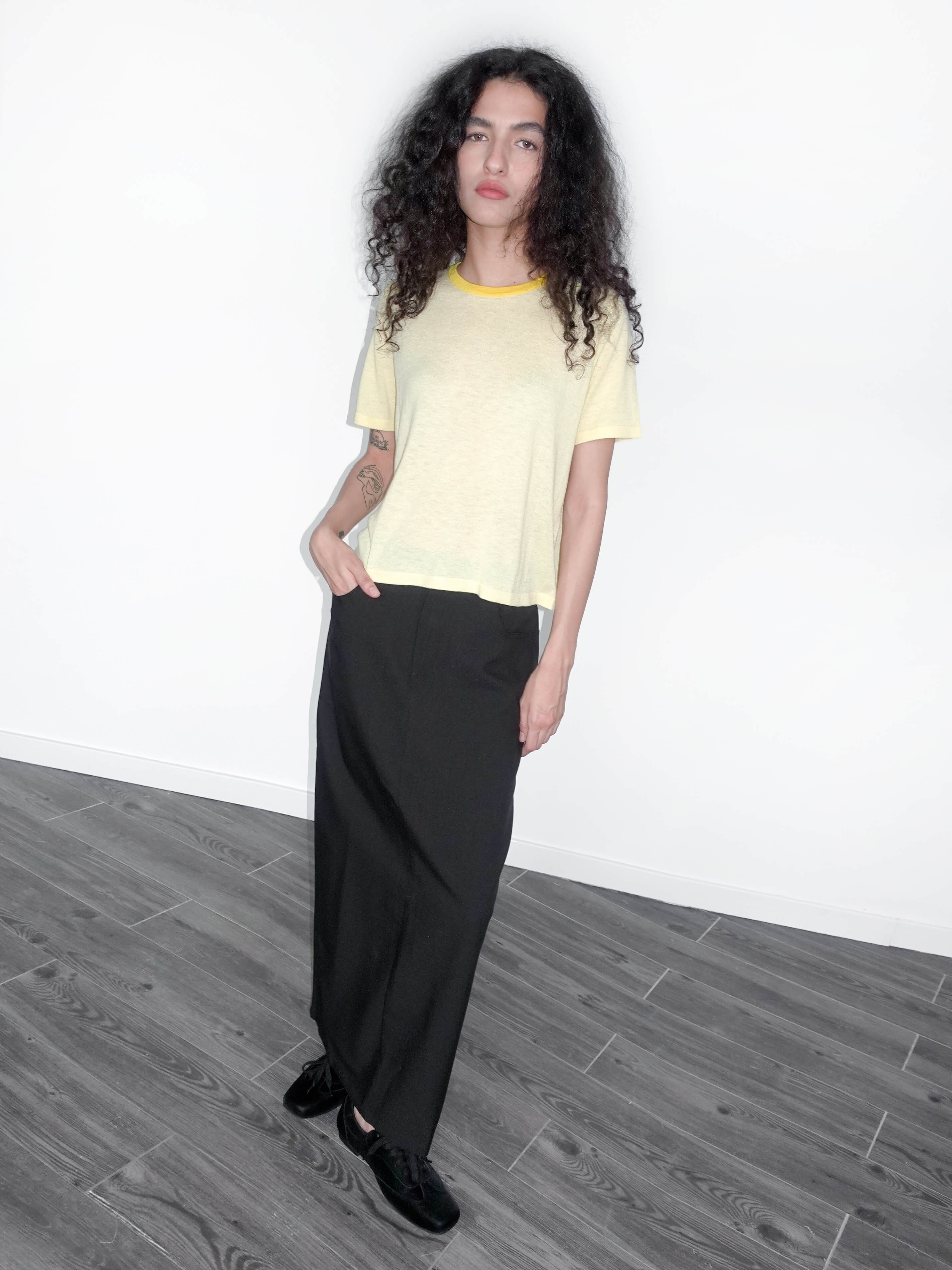 Contrast Color T-shirt with Wool Blend-10