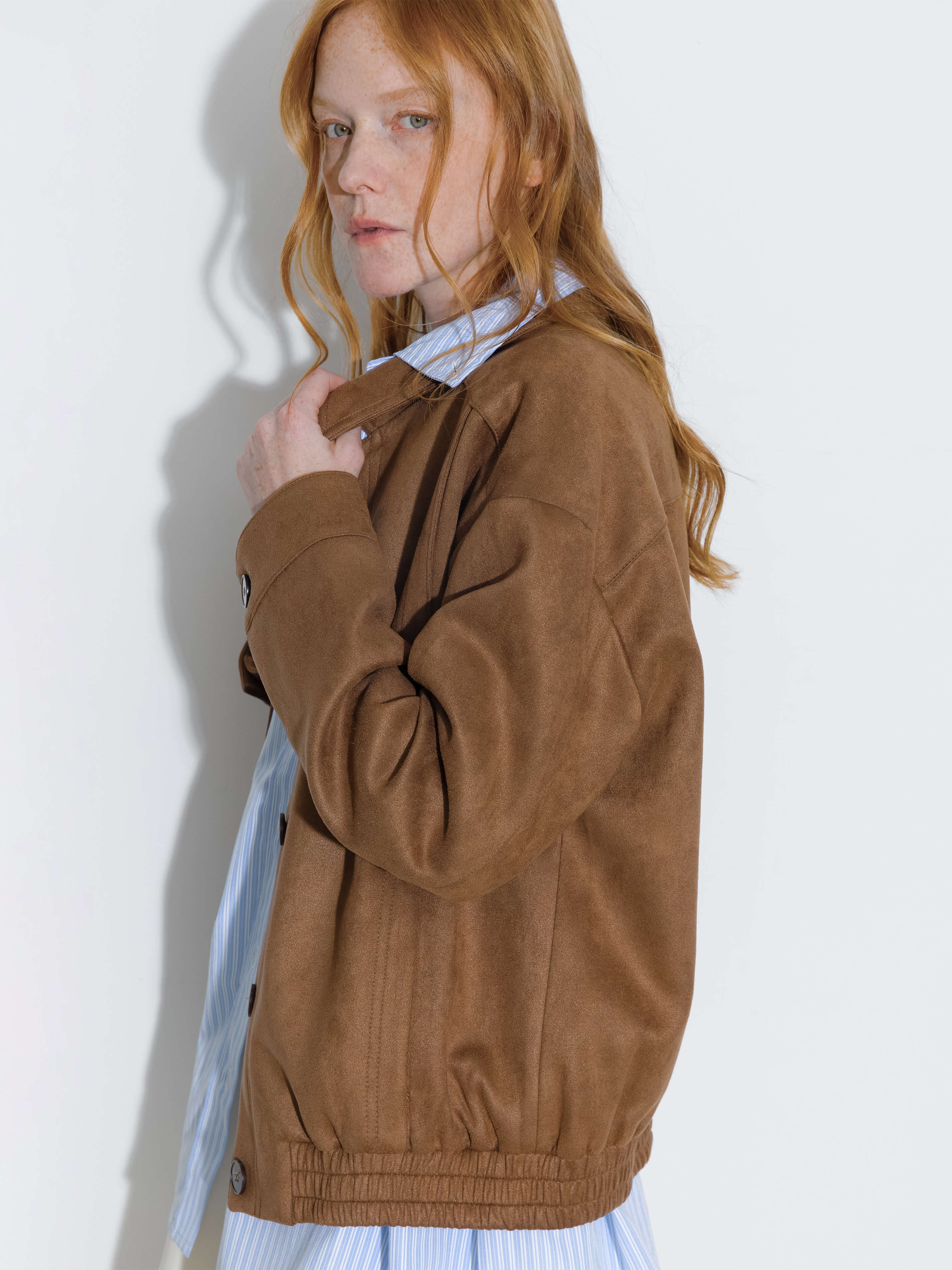 ONE BY CUBIC Elastic Hem Suede Jacket-5