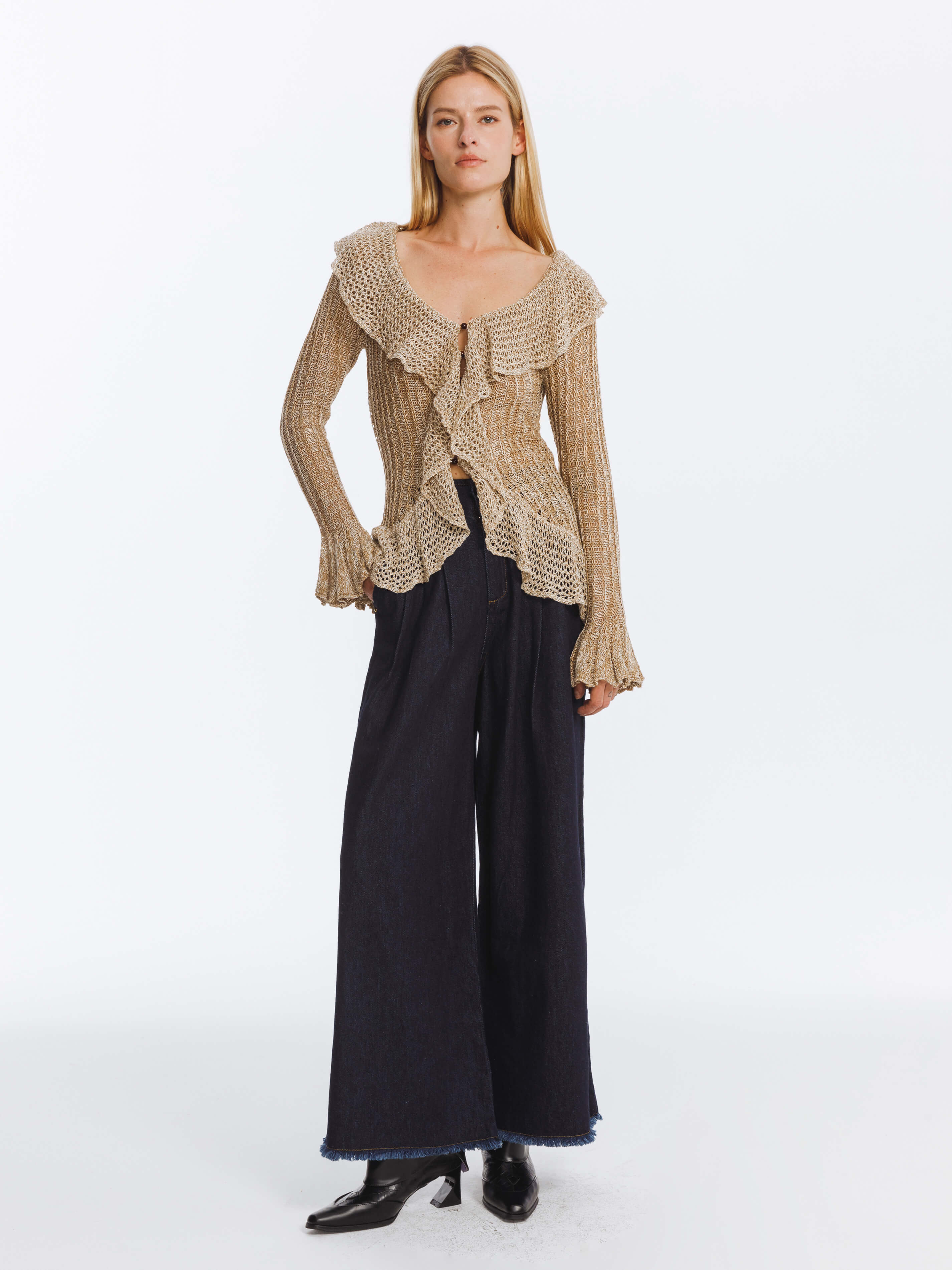 Special Yarn Hollowed Long Sleeves Knit Top-4
