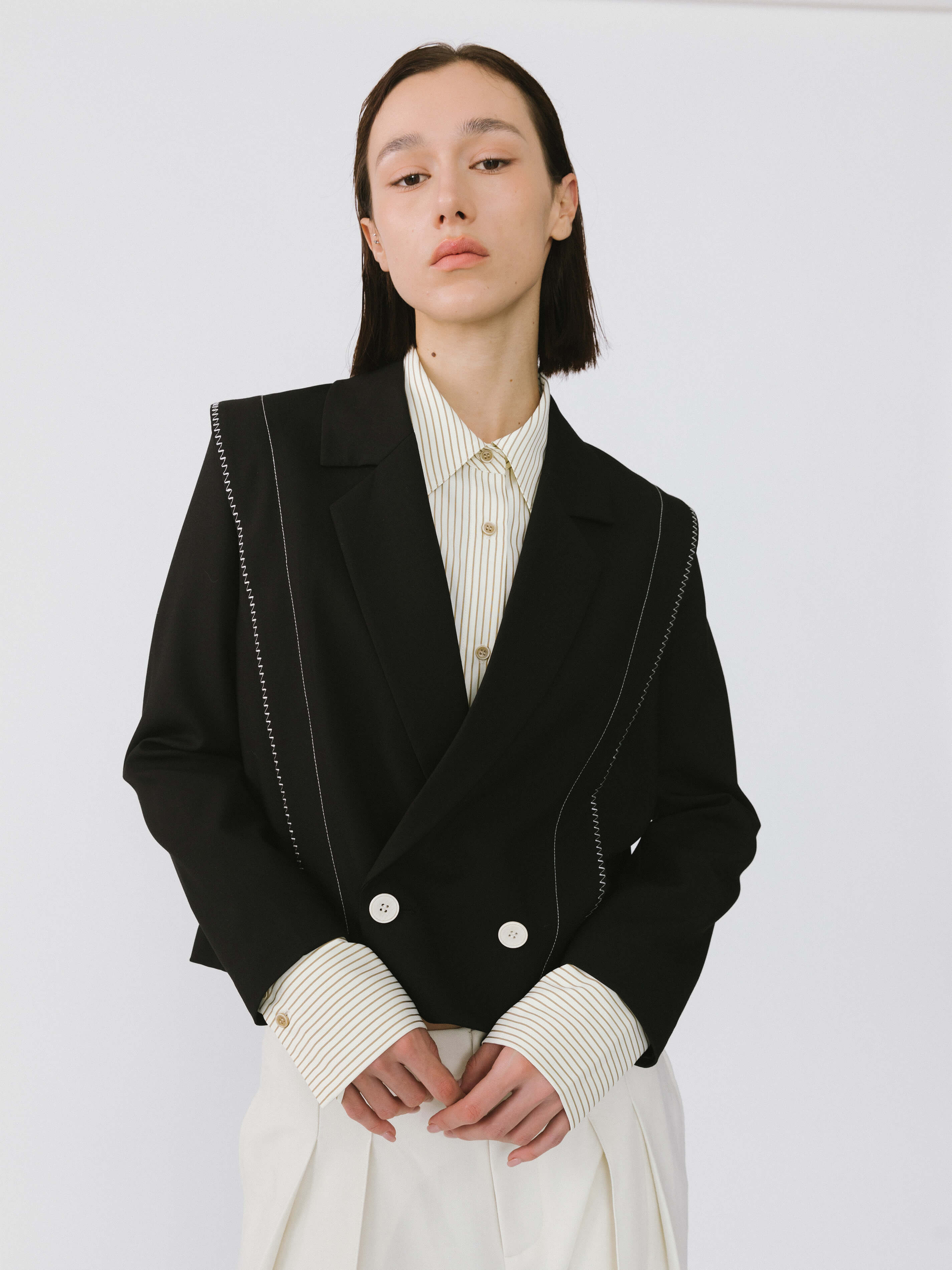 Double Breasted Contrast Stitch Short Blazer-4