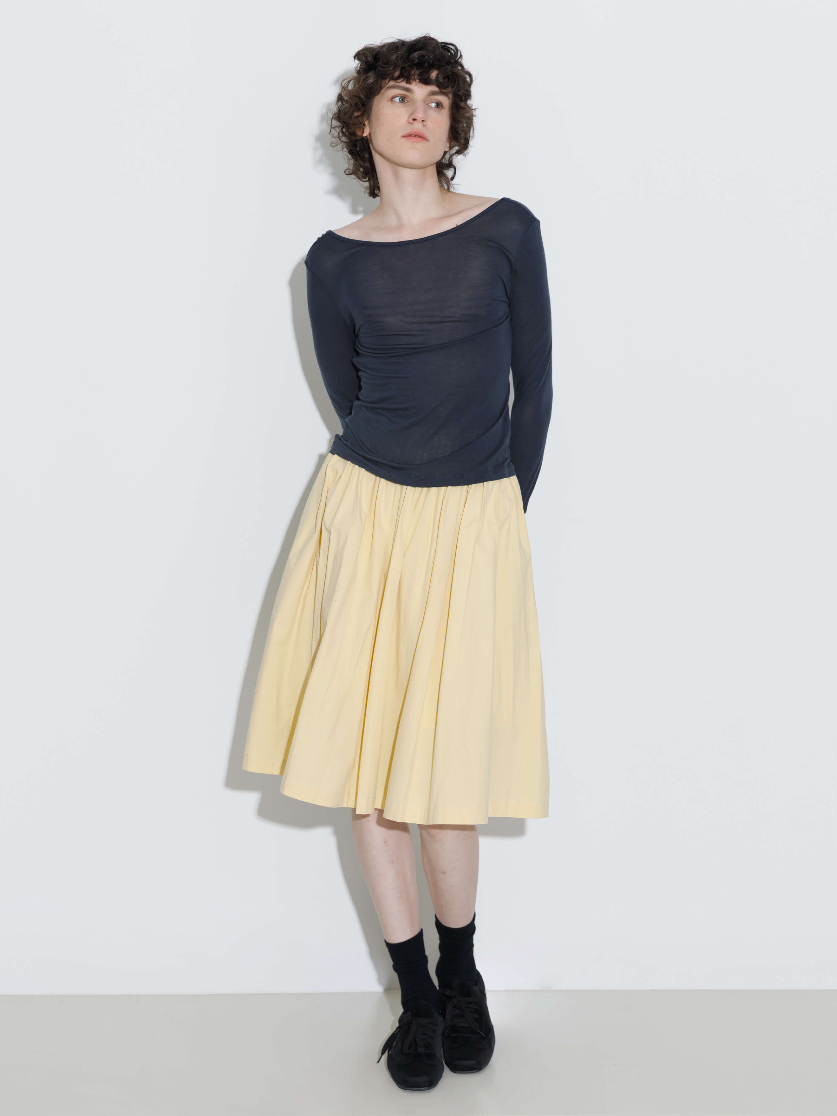 Backless Deep U-Neck Sheer Knit Top-12