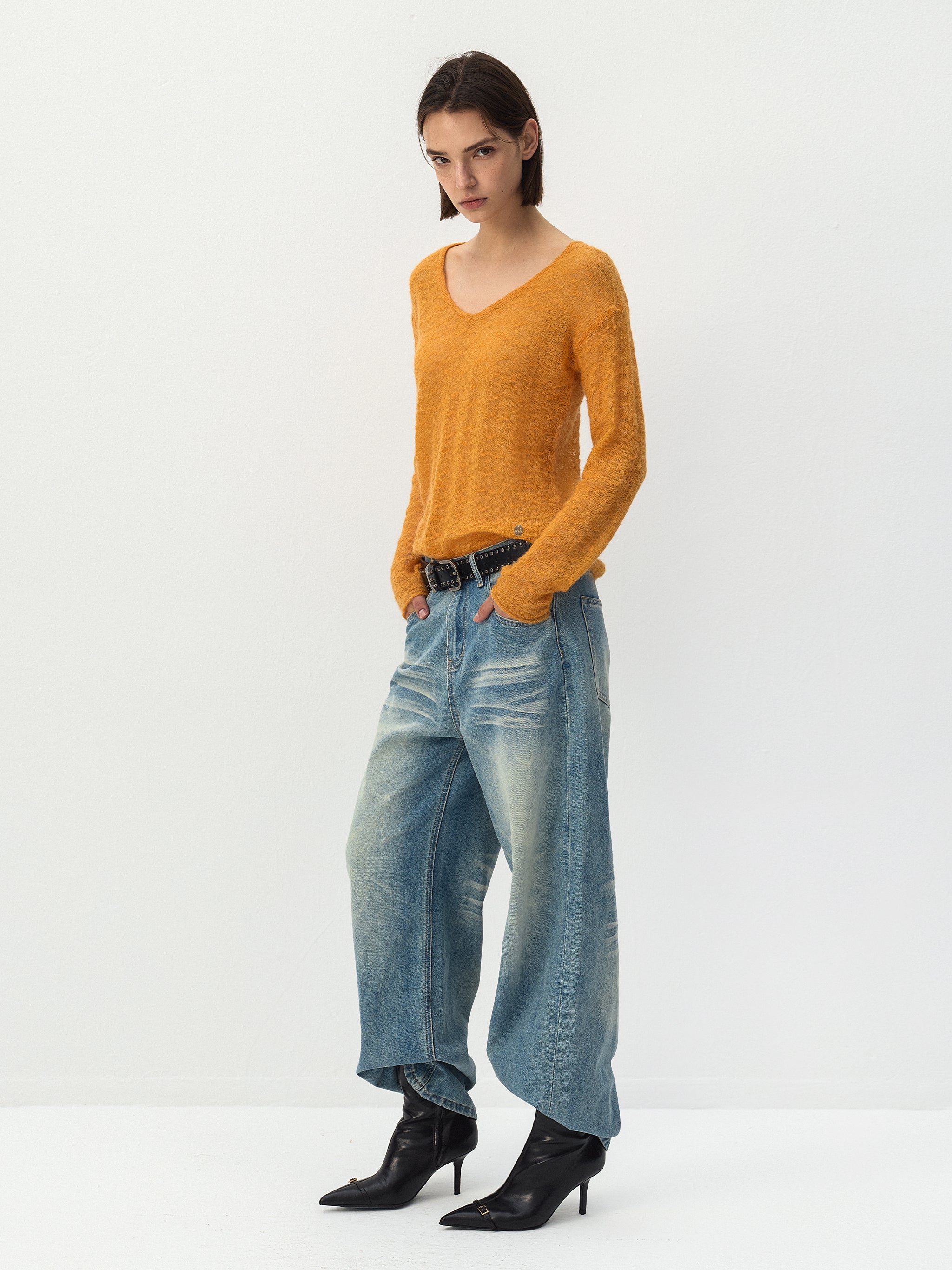 CUBIC Mohair Wool V-Neck Knit Top-4