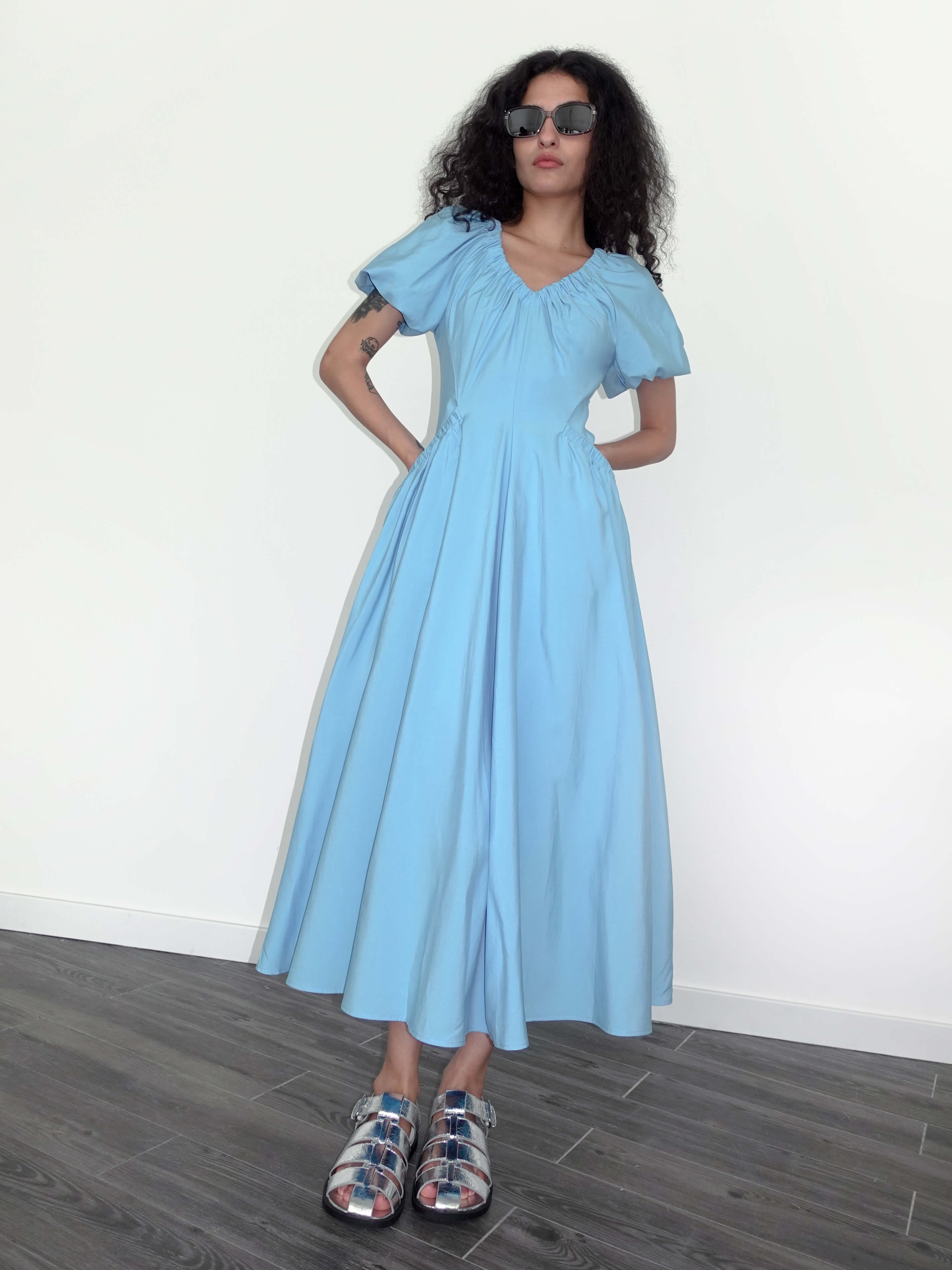 V-neck Pleated Puff Sleeve Dress-5