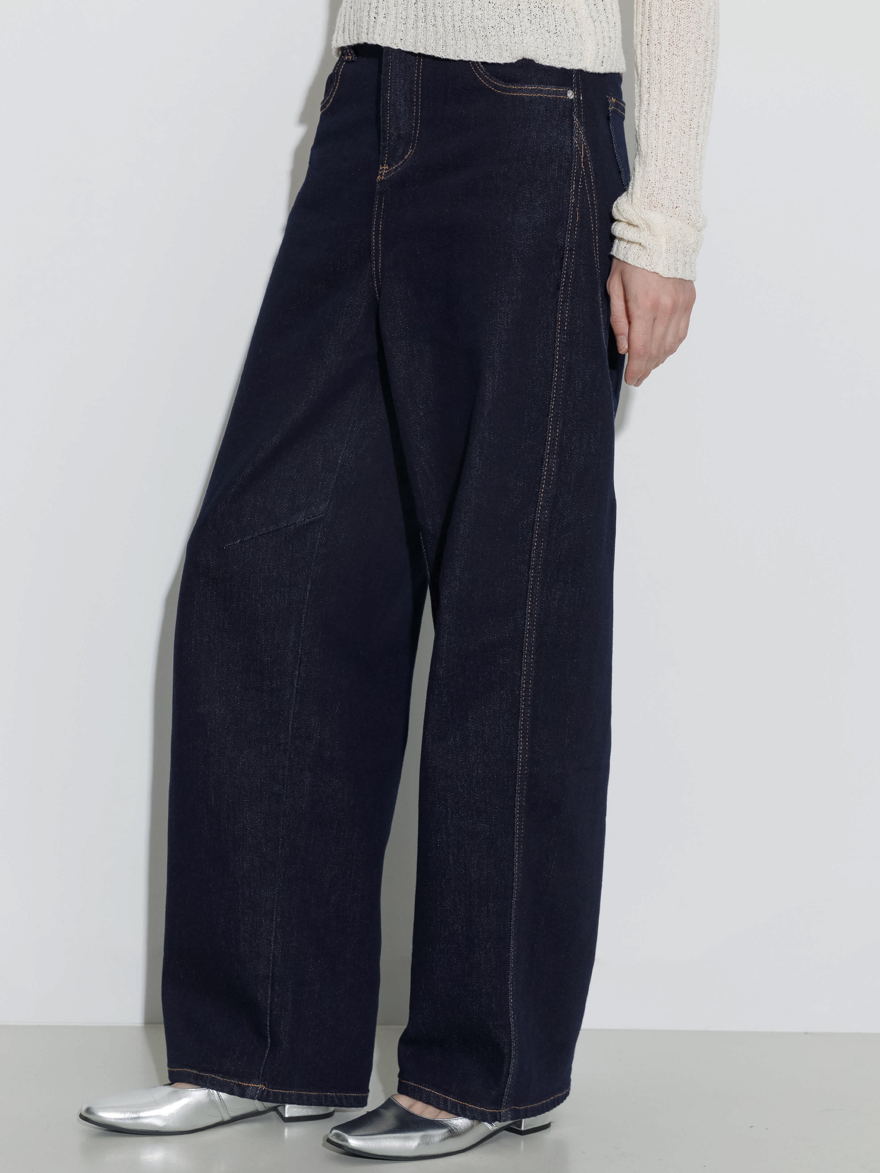 "CUBIC WINE CLUB" Tapered Fit Jeans-5