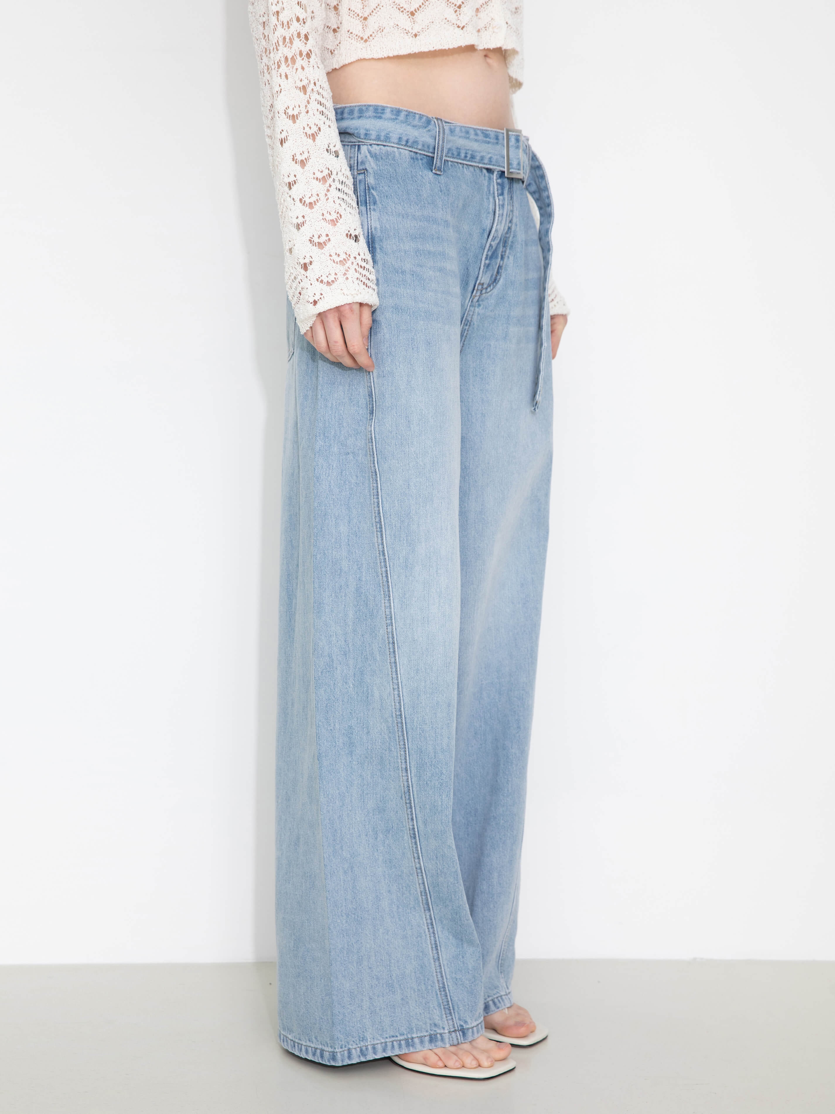 Wide-Leg Straight Jeans with Belt-5