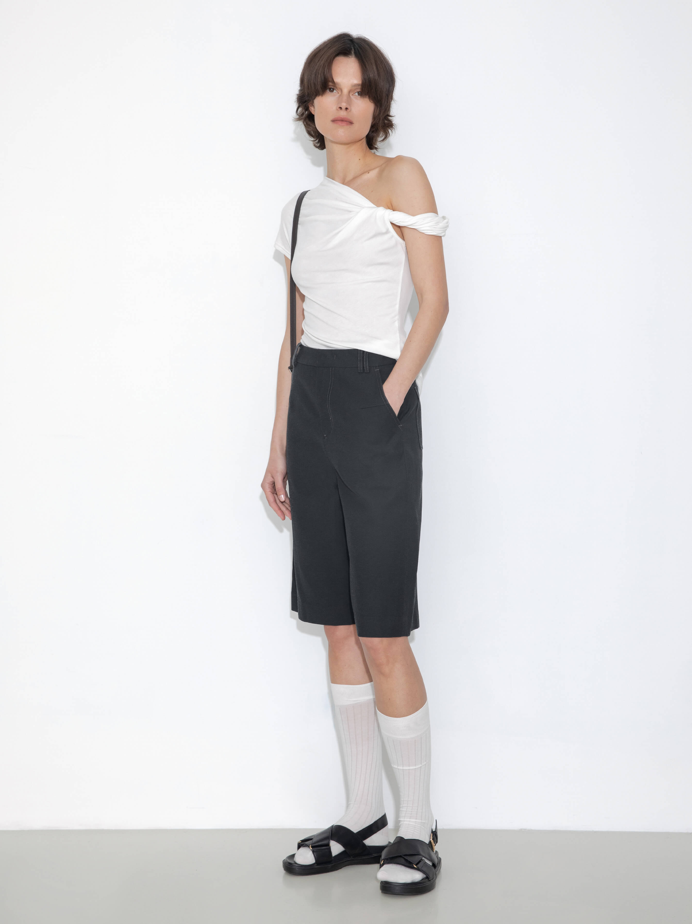 Slim-Fit One-Shoulder T-Shirt-5