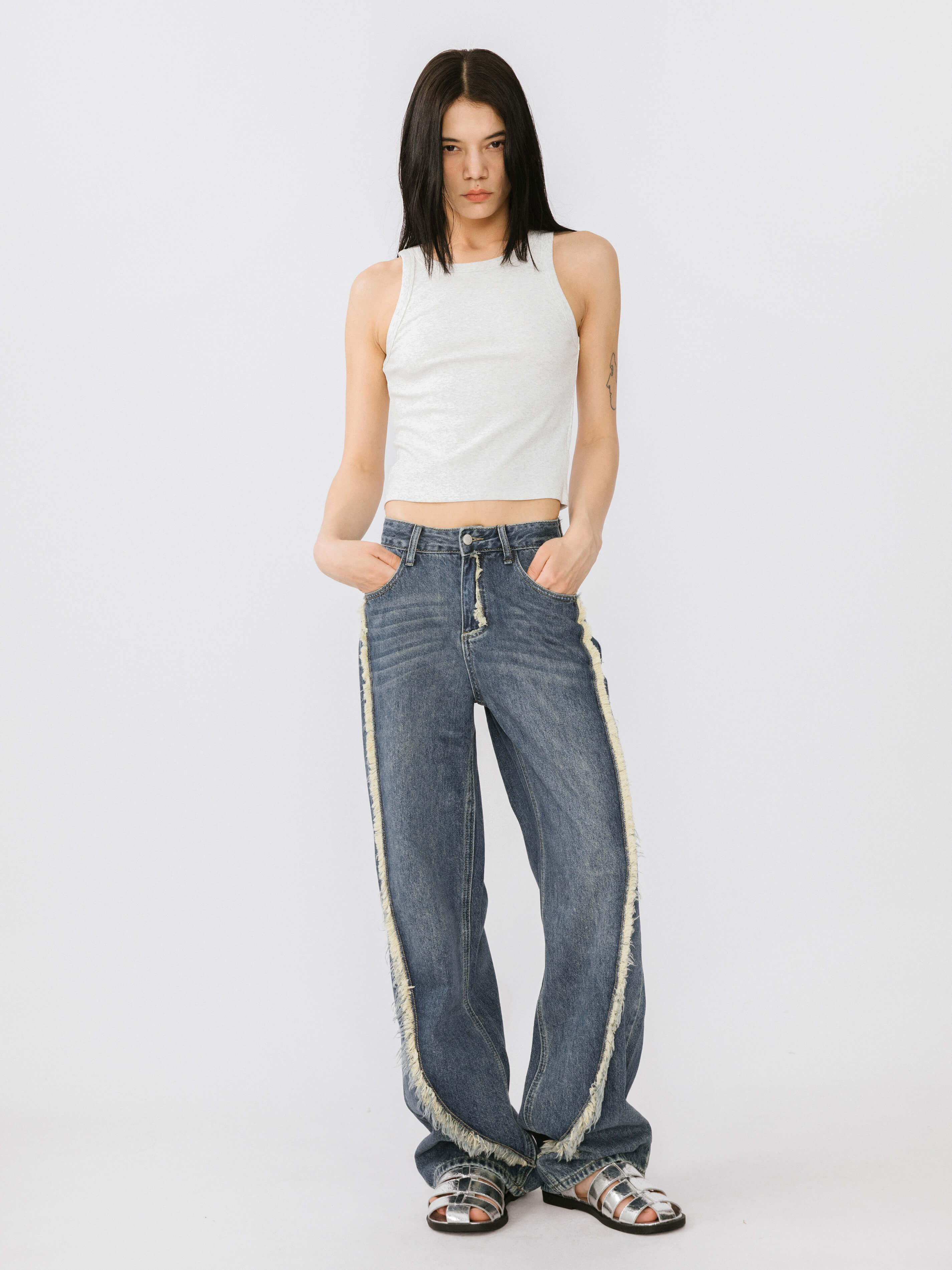Straight Leg Distressed Detailed Jeans-5