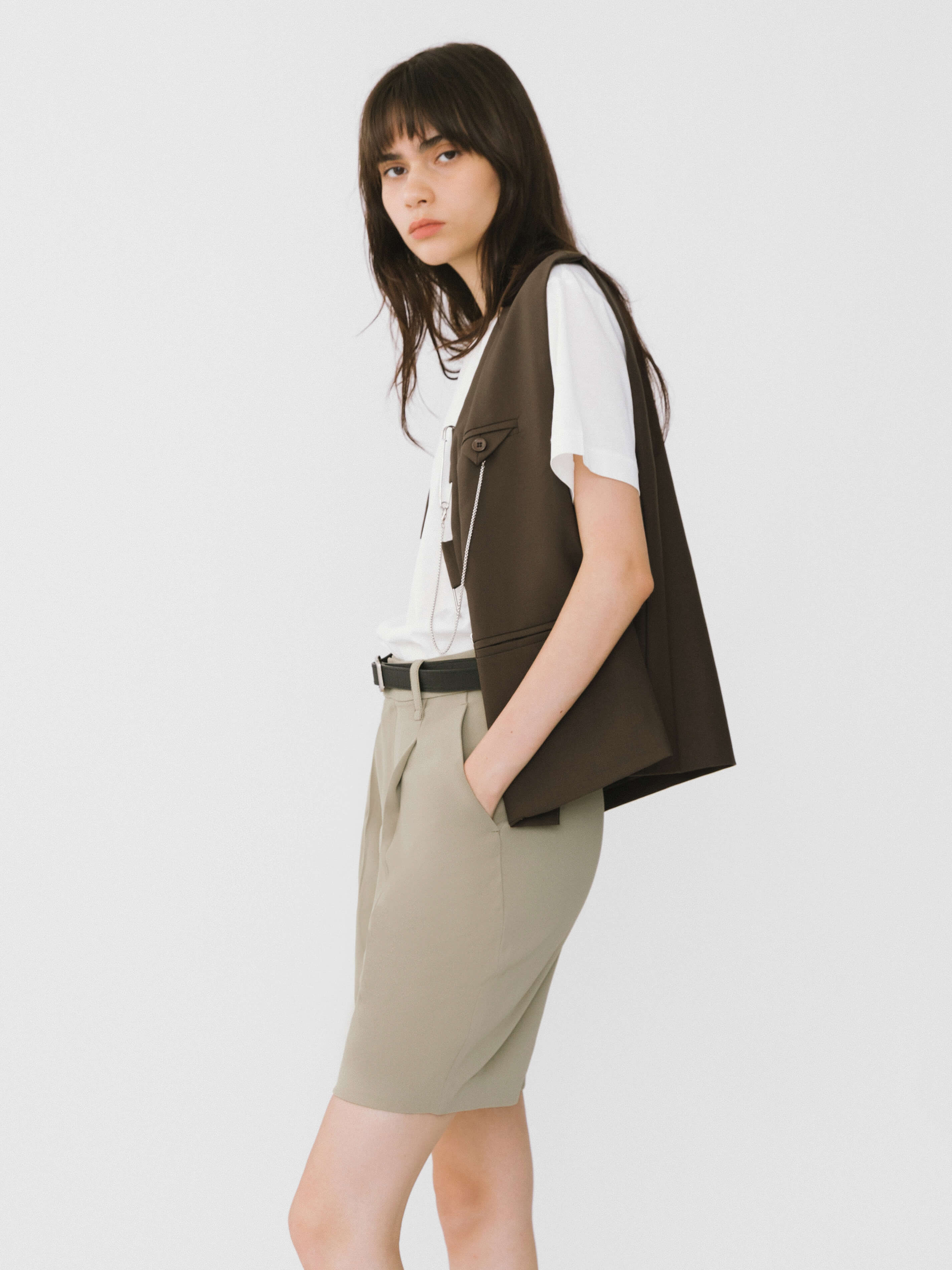 Asymmetric Cut Out Tailored Shorts-5