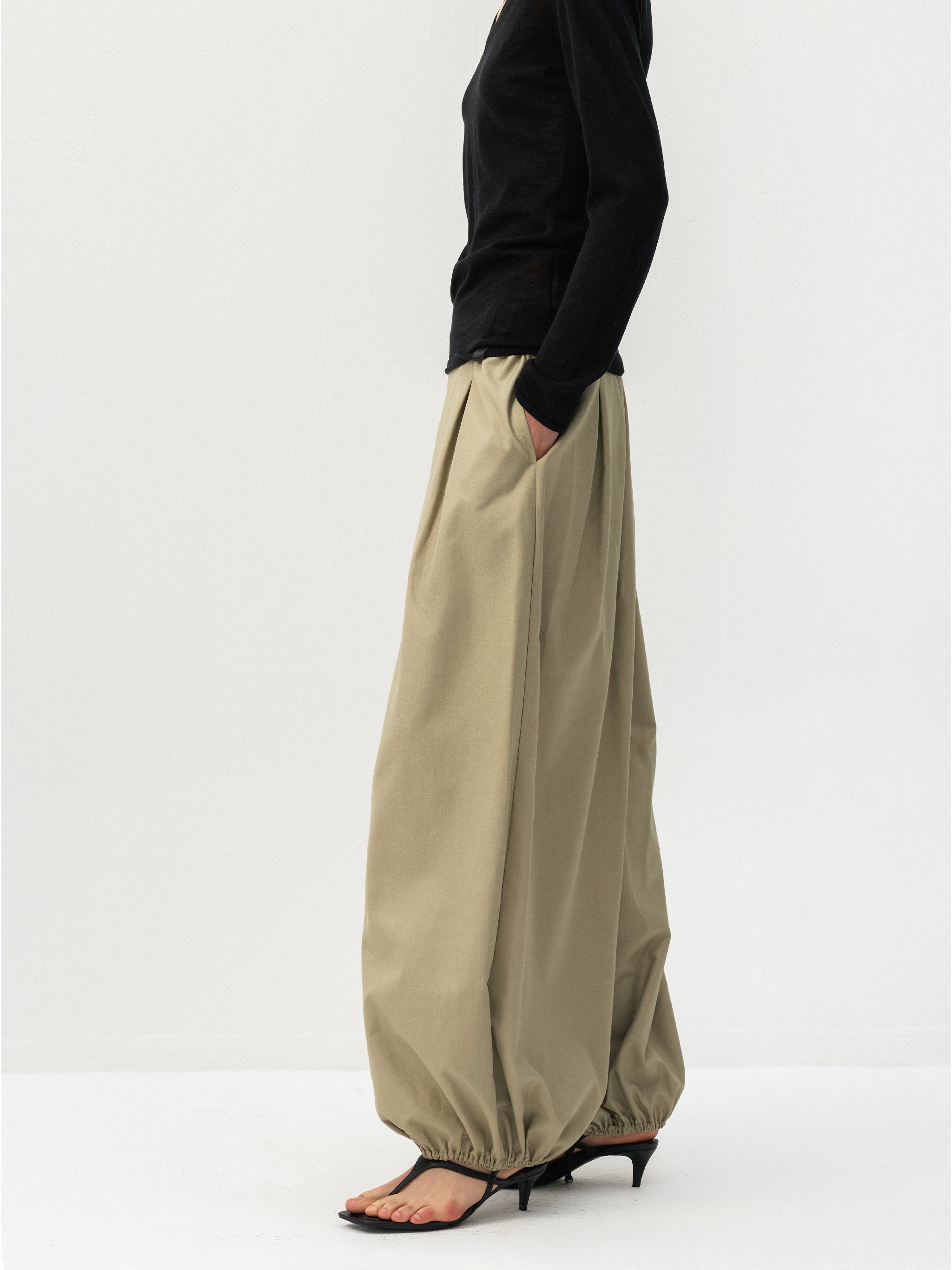 CUBIC Pleated Balloon Pants-5