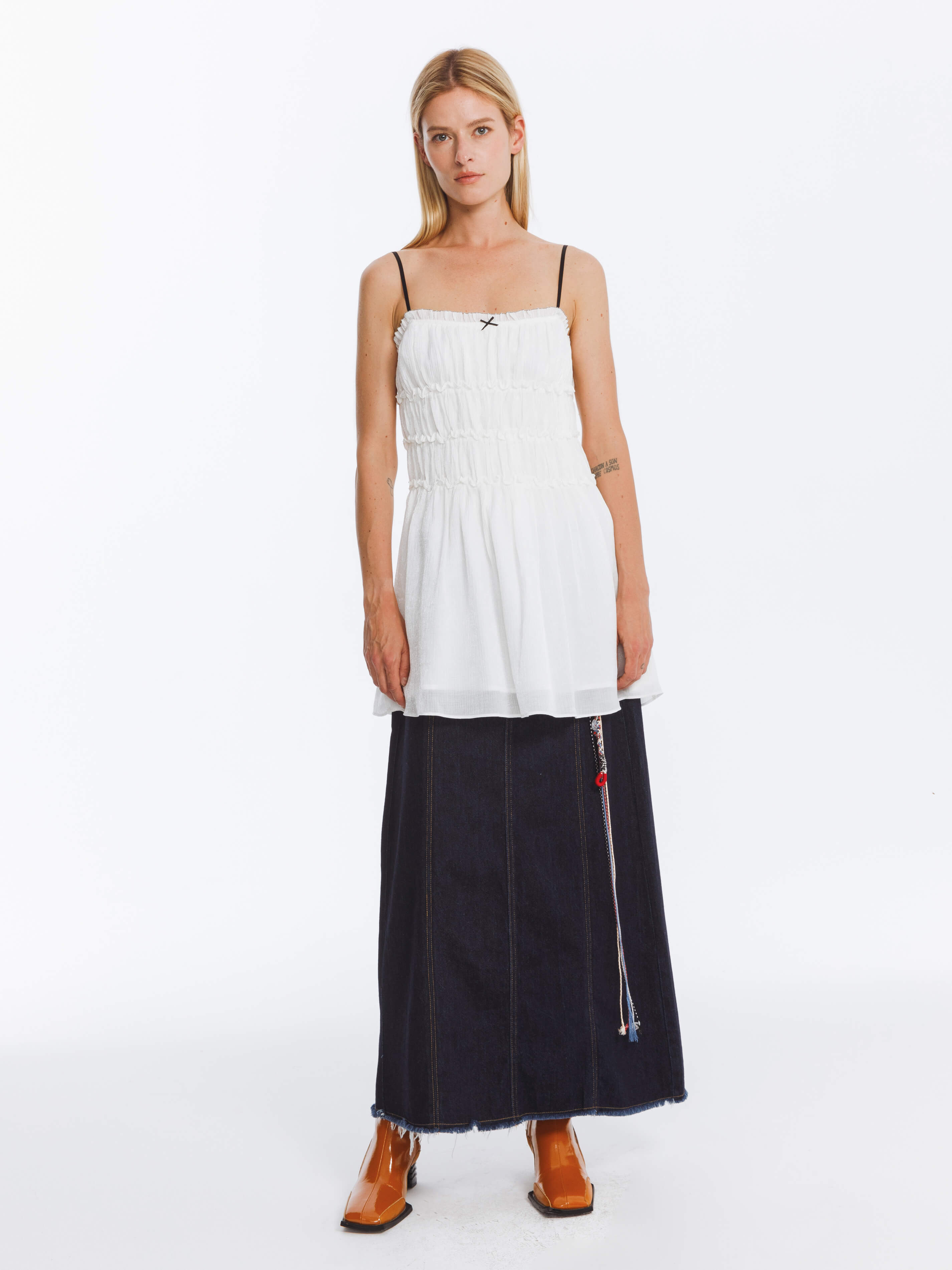 Fit Lace Pleated Sling Dress-4