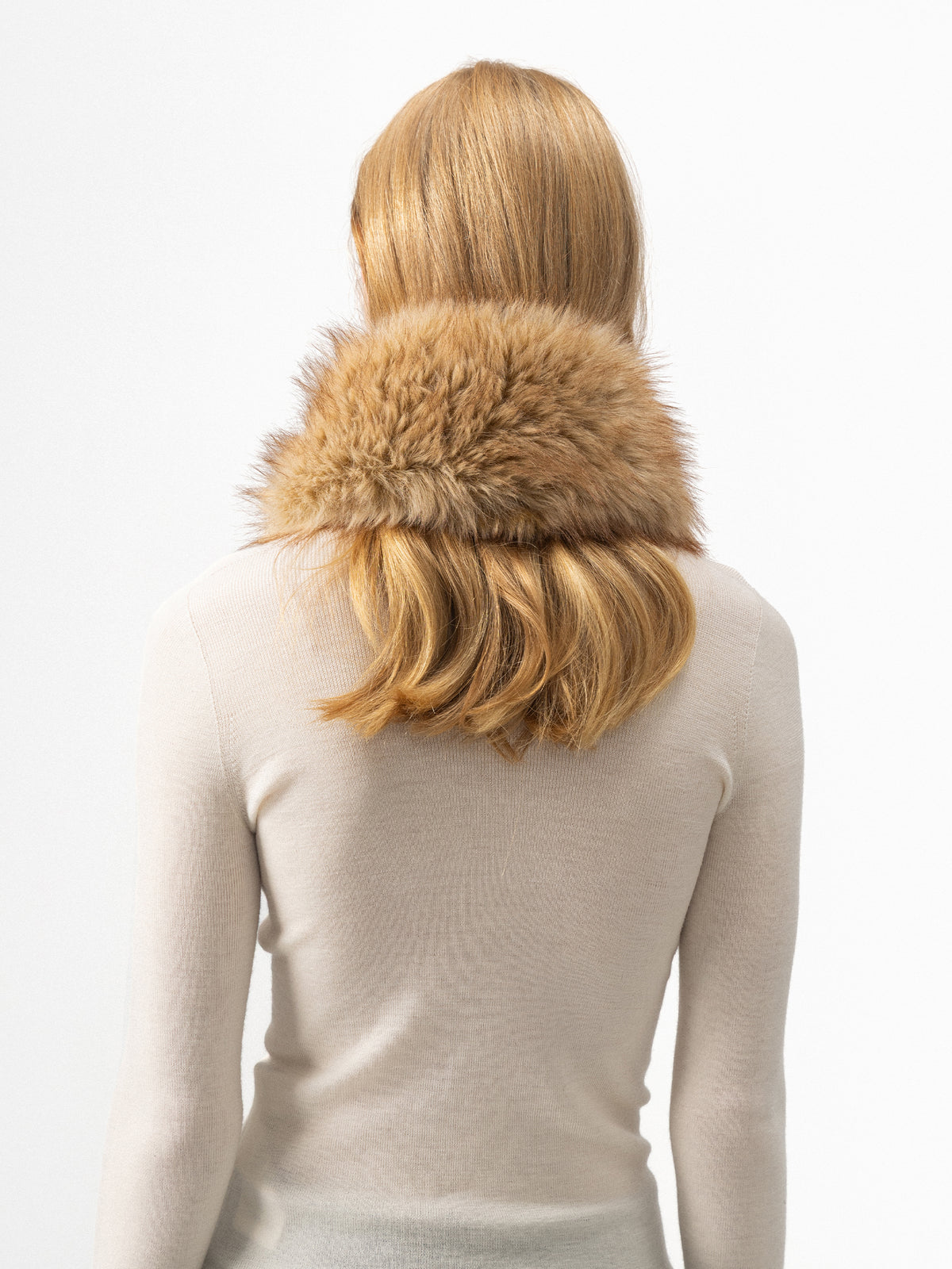 CUBIC Adjustable Faux-Fur Collar-5