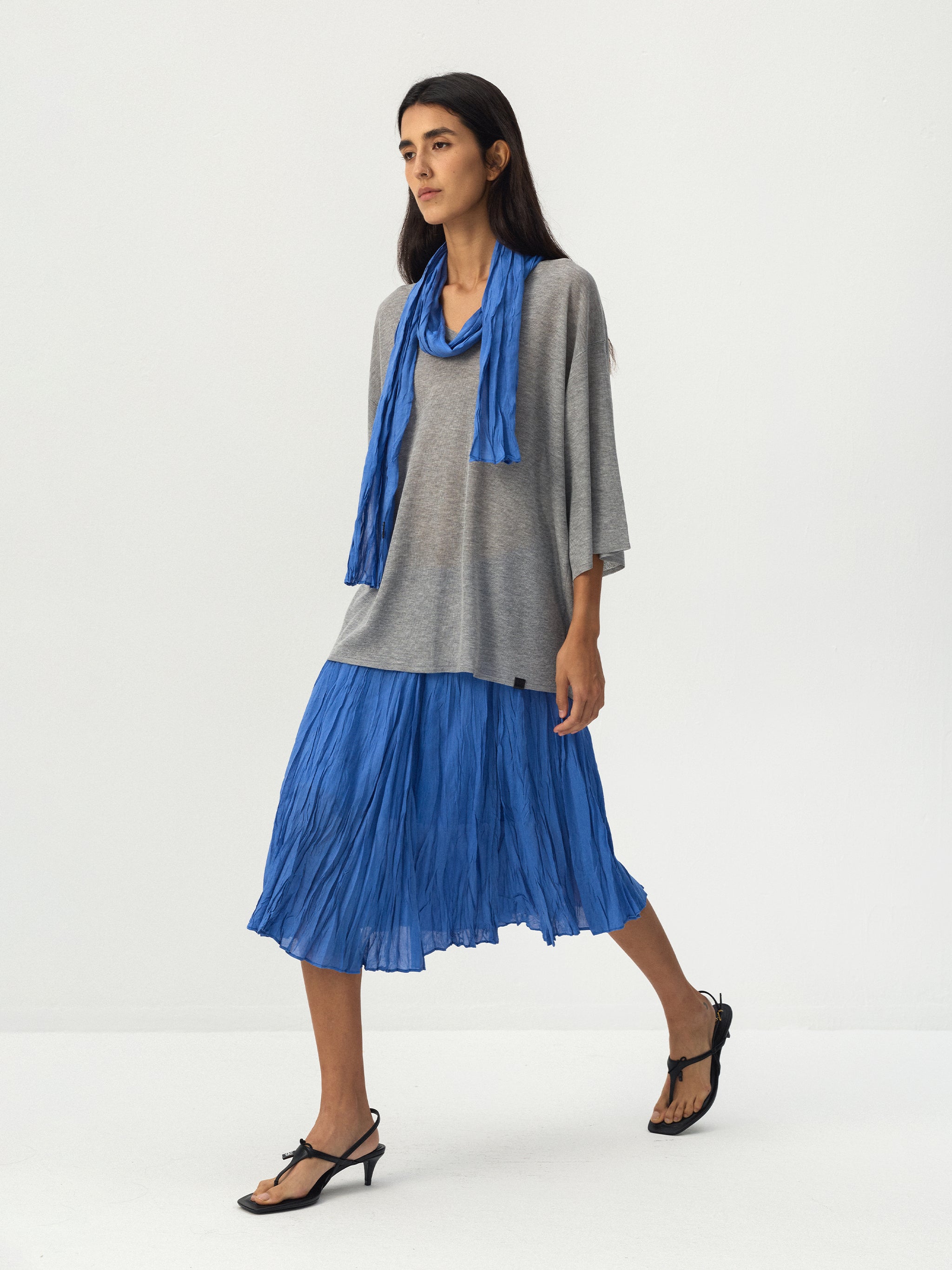 CUBIC Crinkled Lightweight Scarf-5