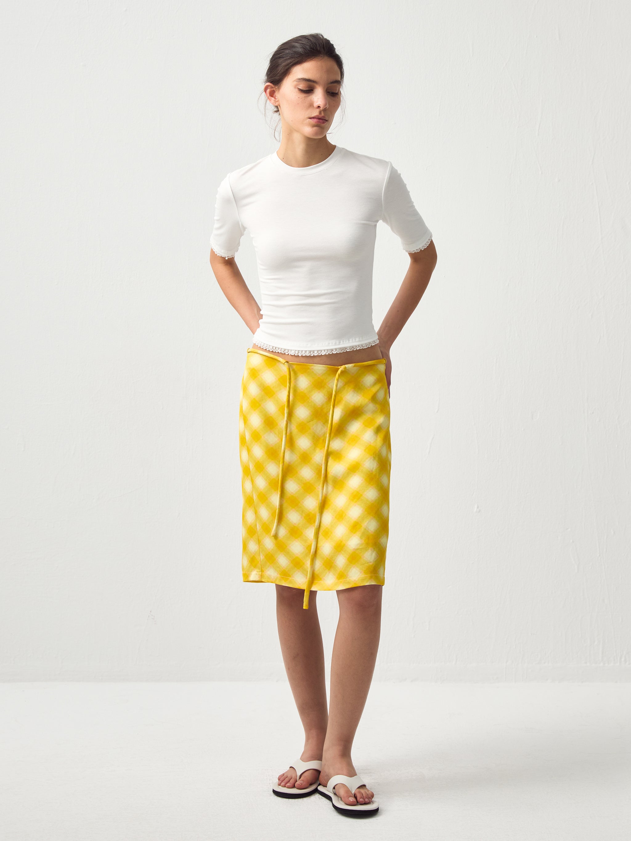 CUBIC Lace Trim Fitted Mid-Sleeve Top-5