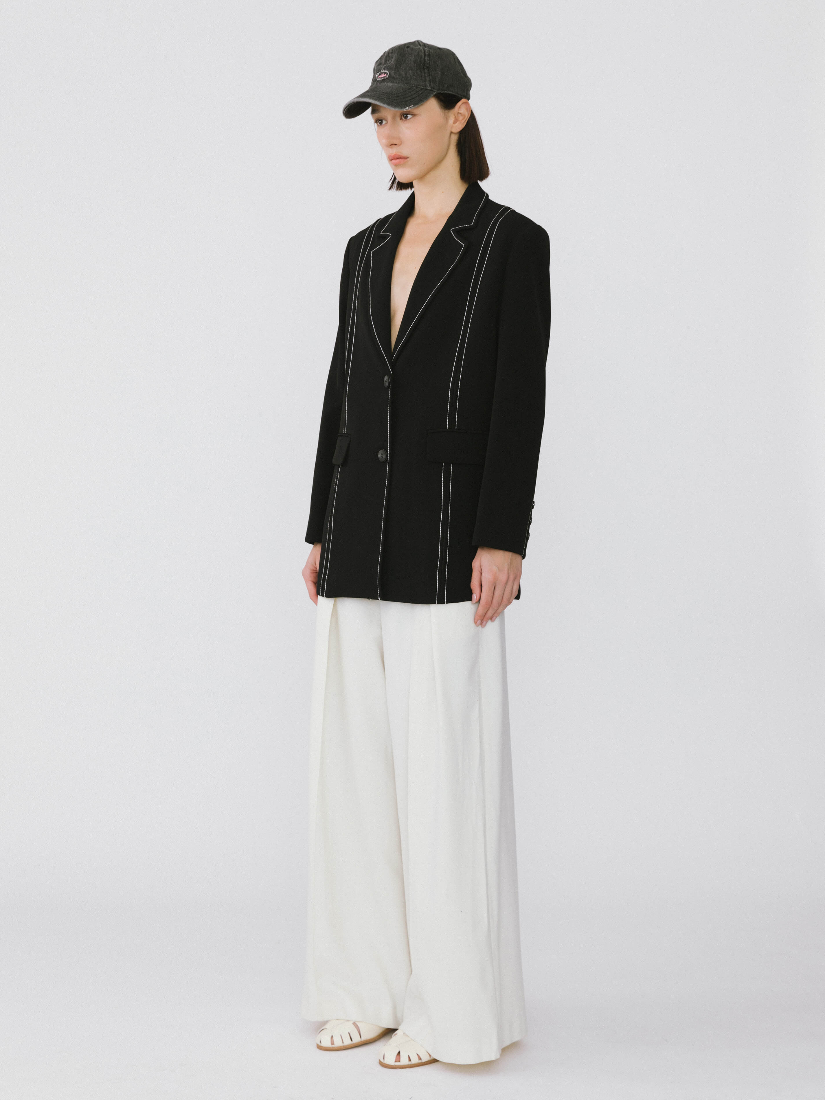 Single Breasted Contrast Topstitch Long Blazer-5