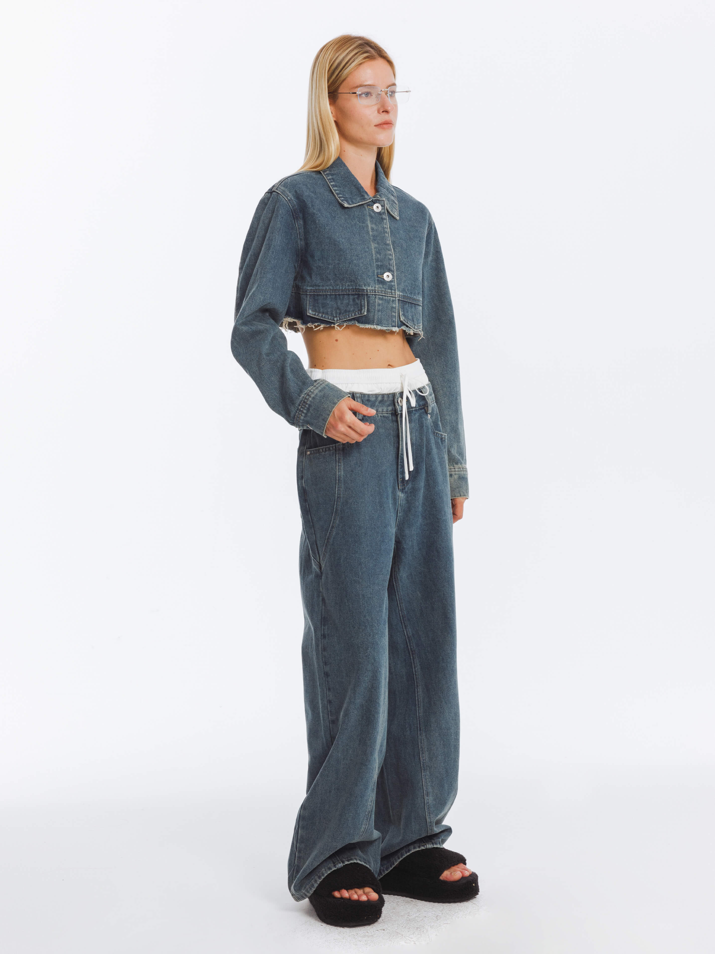 Extra Cropped Frayed Denim Jacket-5