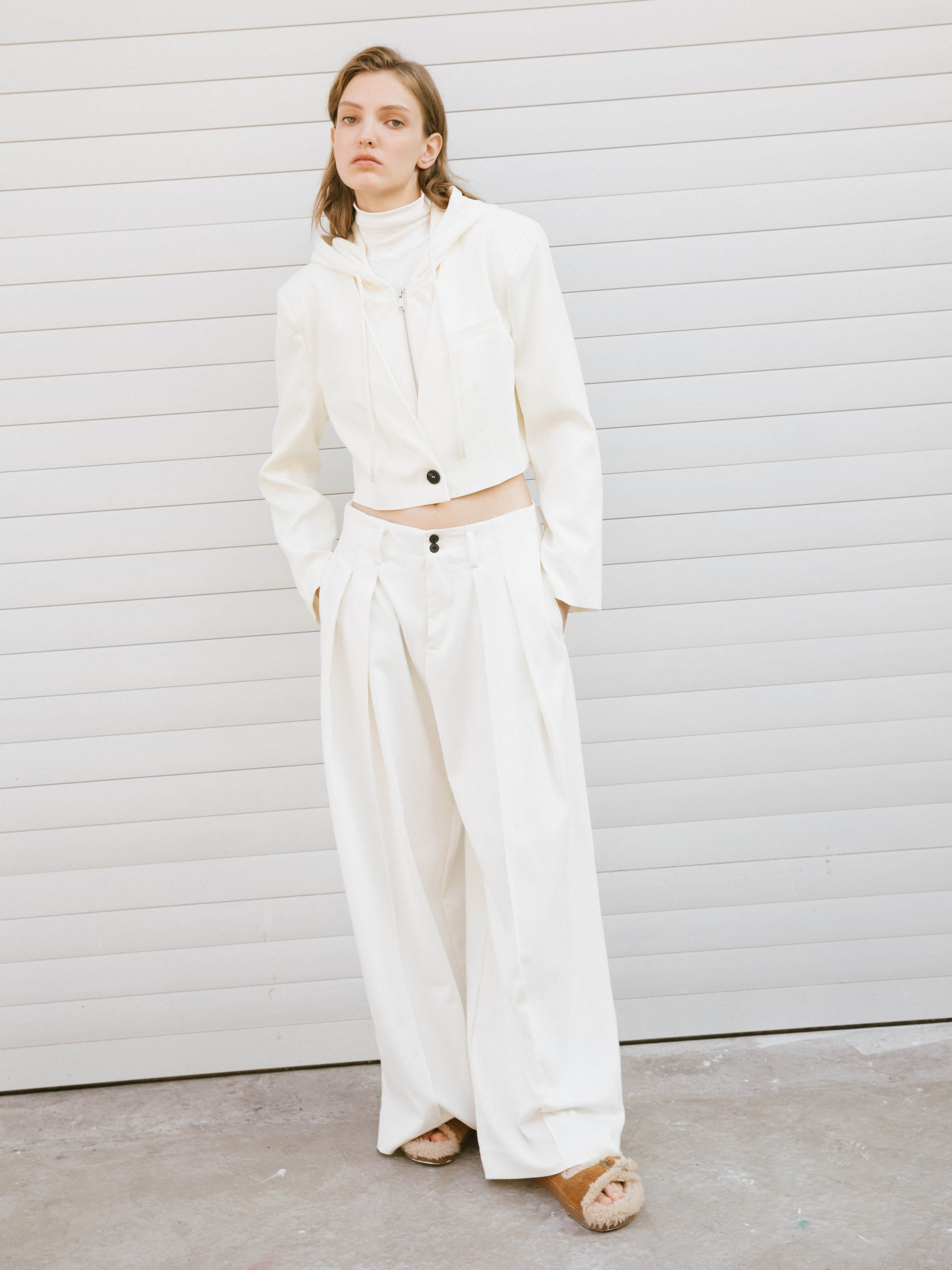 Single Breasted Cropped Blazer-5
