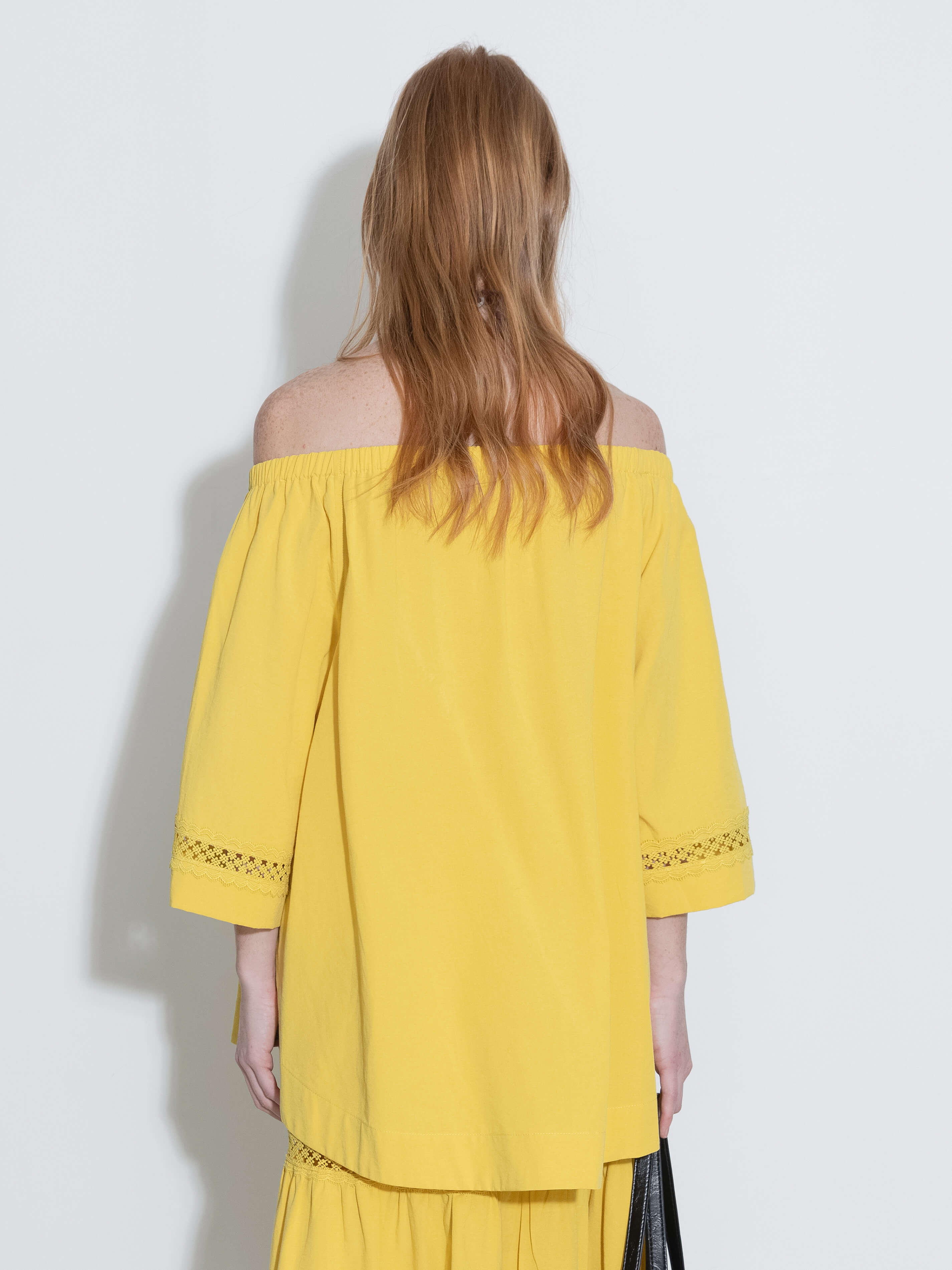 Off-Shoulder Short Sleeve Top-7