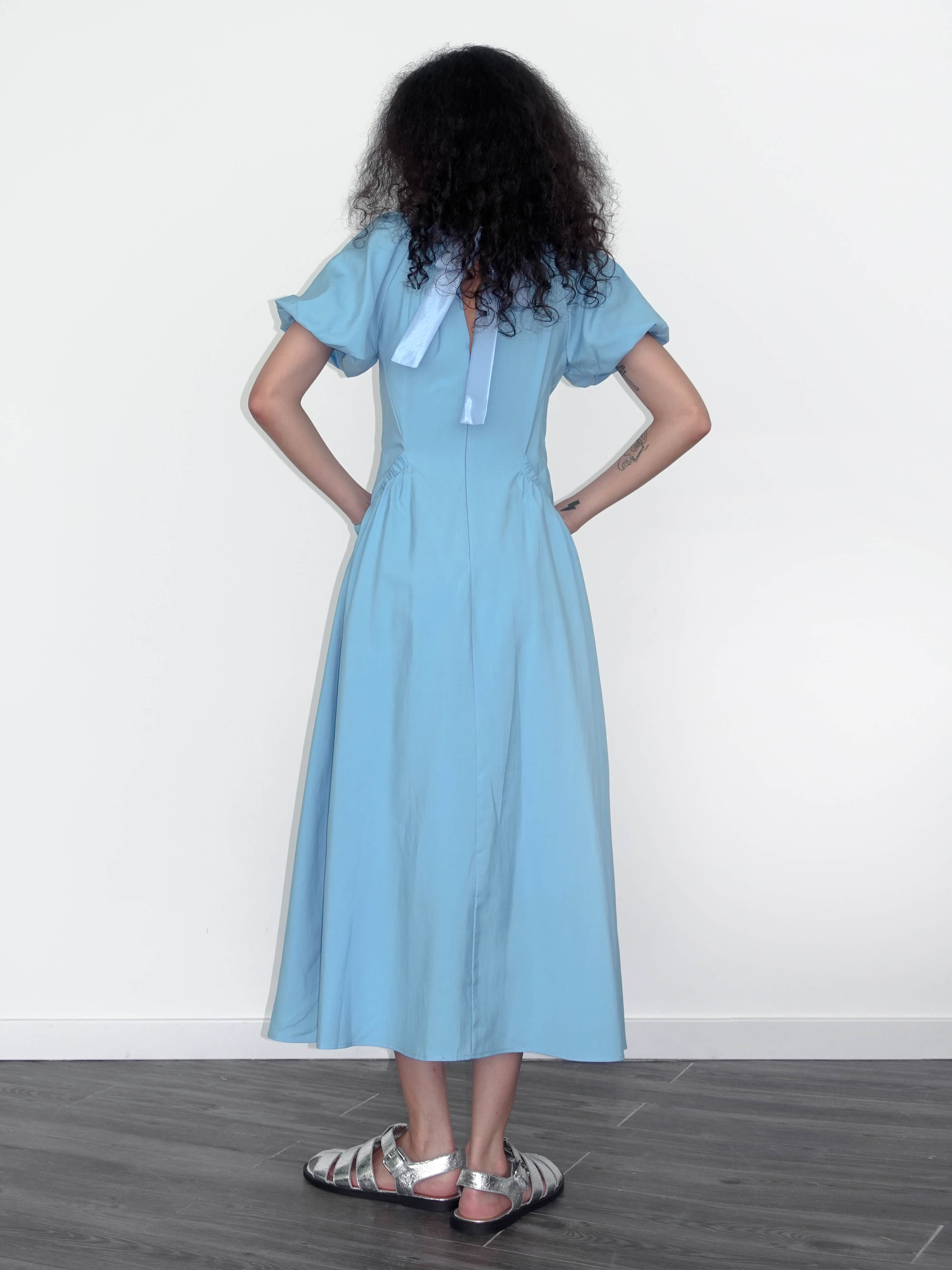 V-neck Pleated Puff Sleeve Dress-6