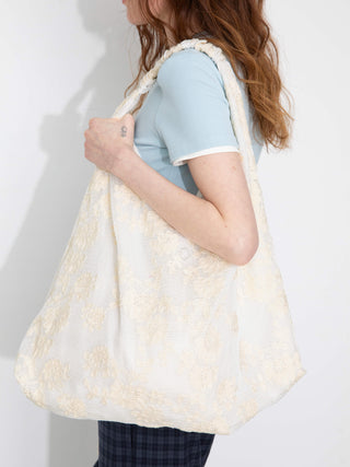 Lace Pattern Shoulder Bag