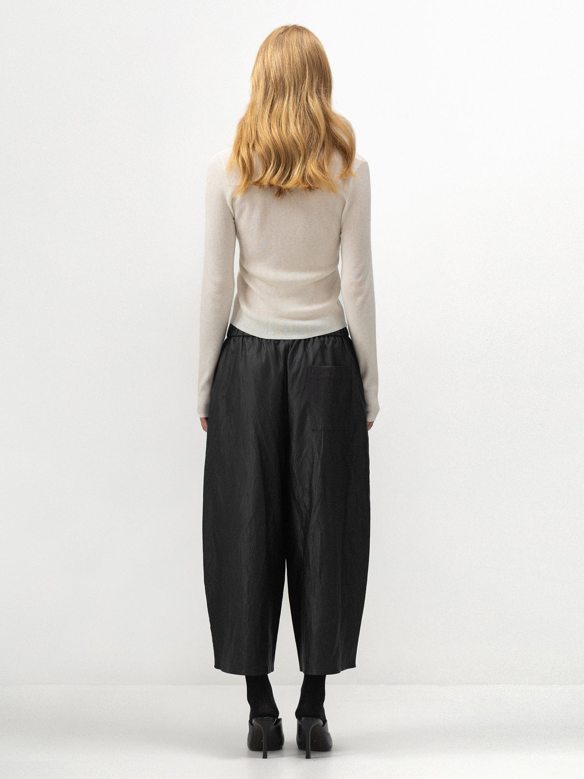 CUBIC Lace-Trim Ribbed Fitted Top-6