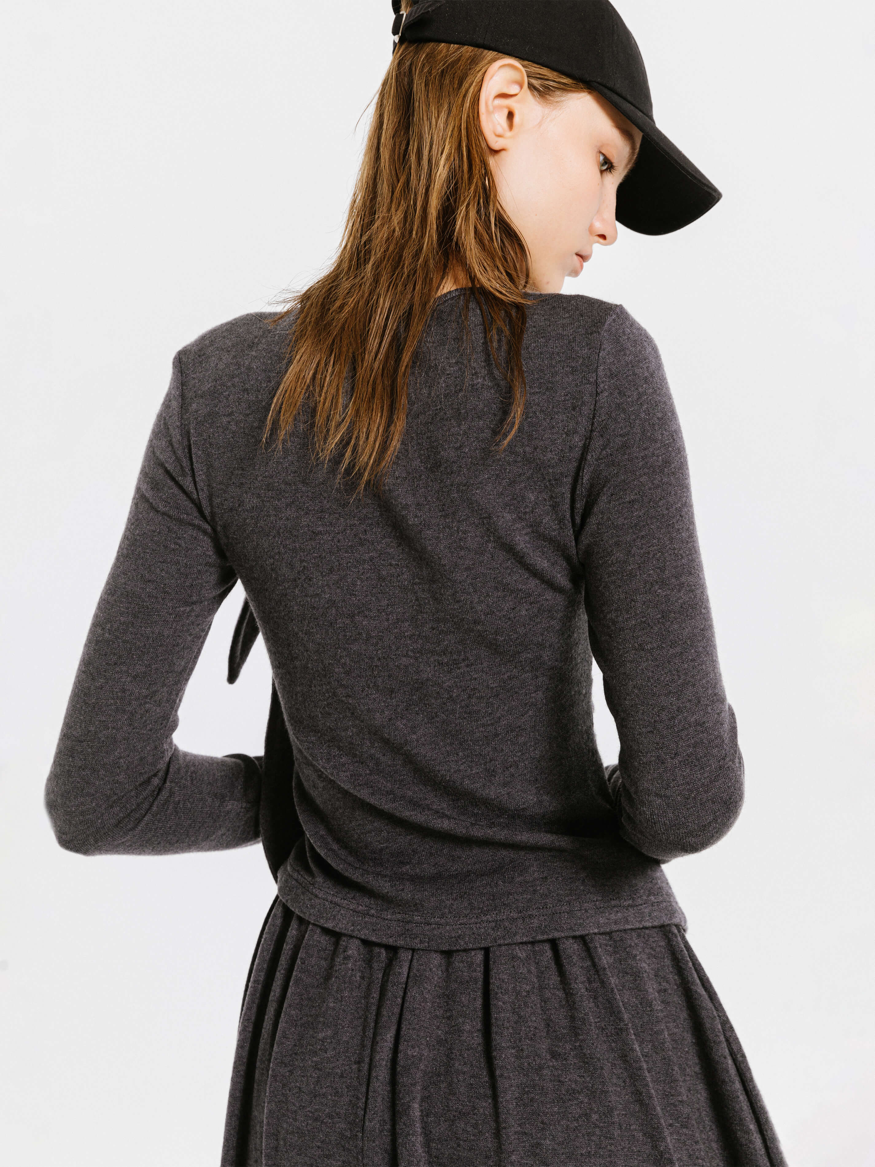 Gray Irregular Knit Top-6