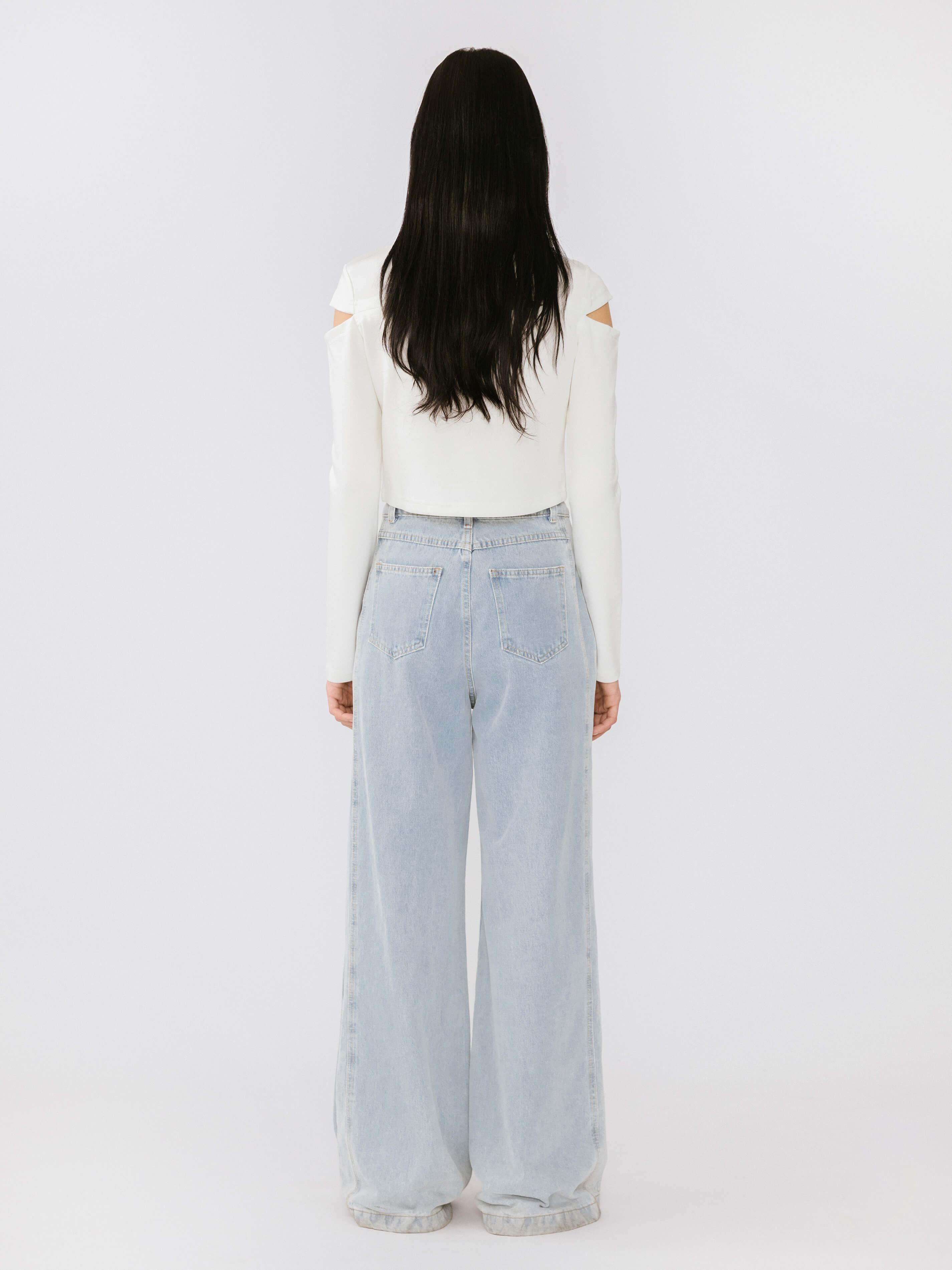 Cut Out Long Sleeve Crop Top-6