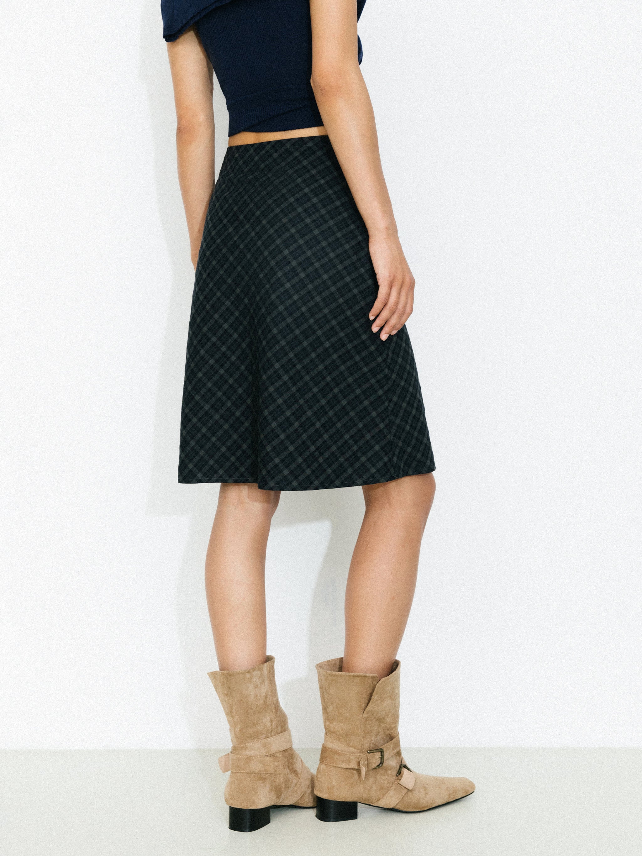Straight-Cut Check Skirt-6