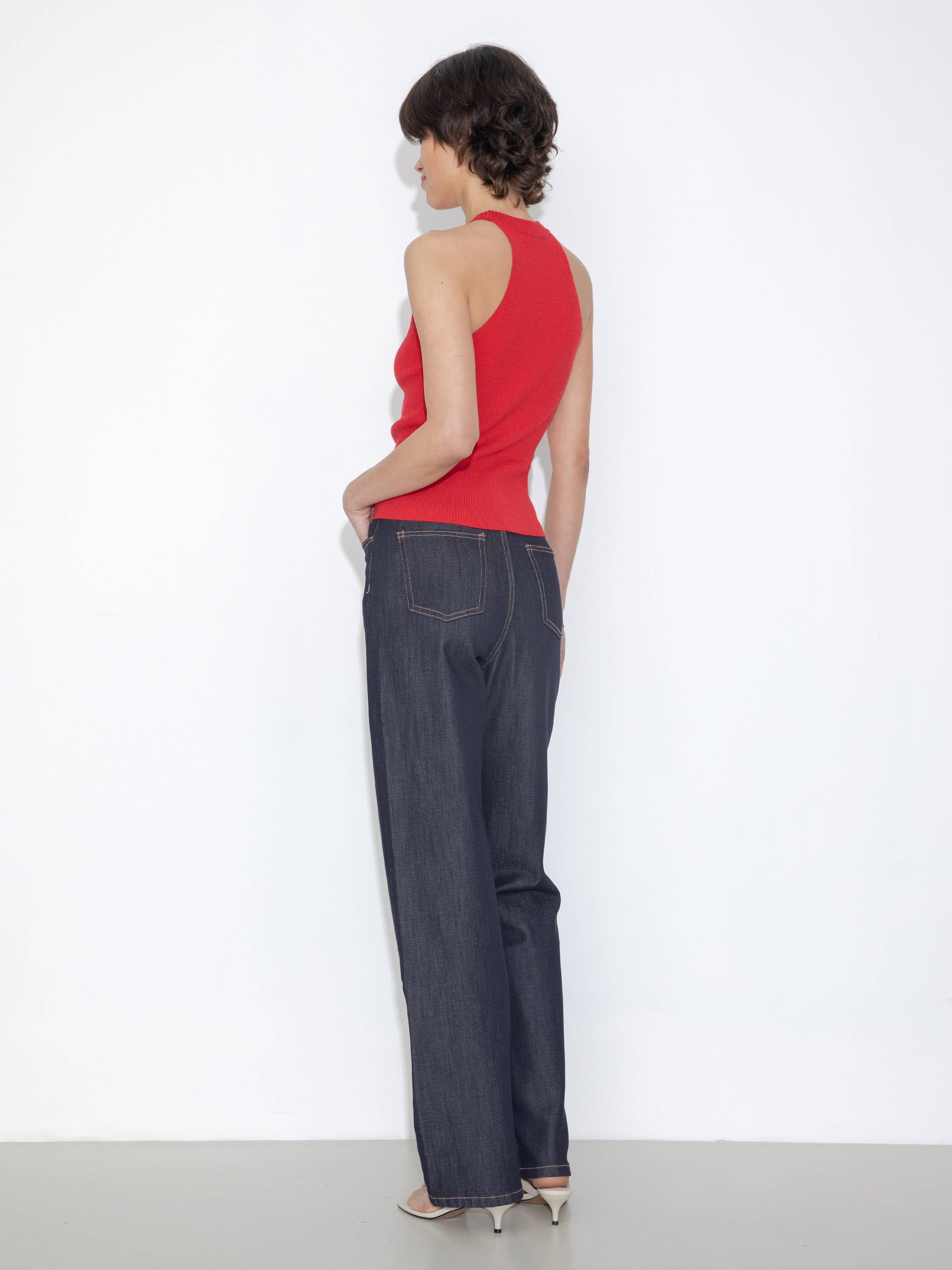 Straight-Leg Vintage Jeans-6