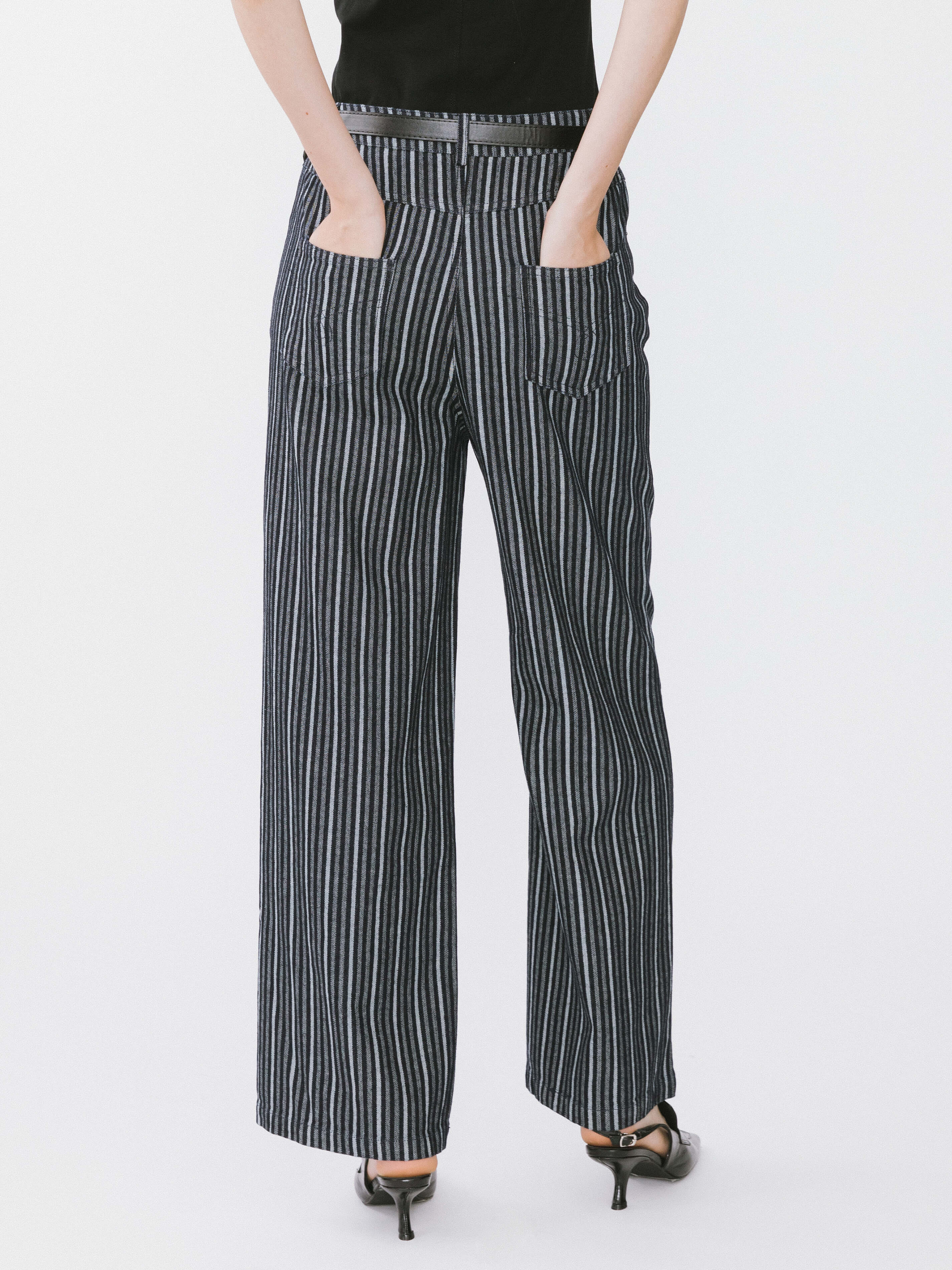 Pinstriped Wide Leg Cropped Jeans-6