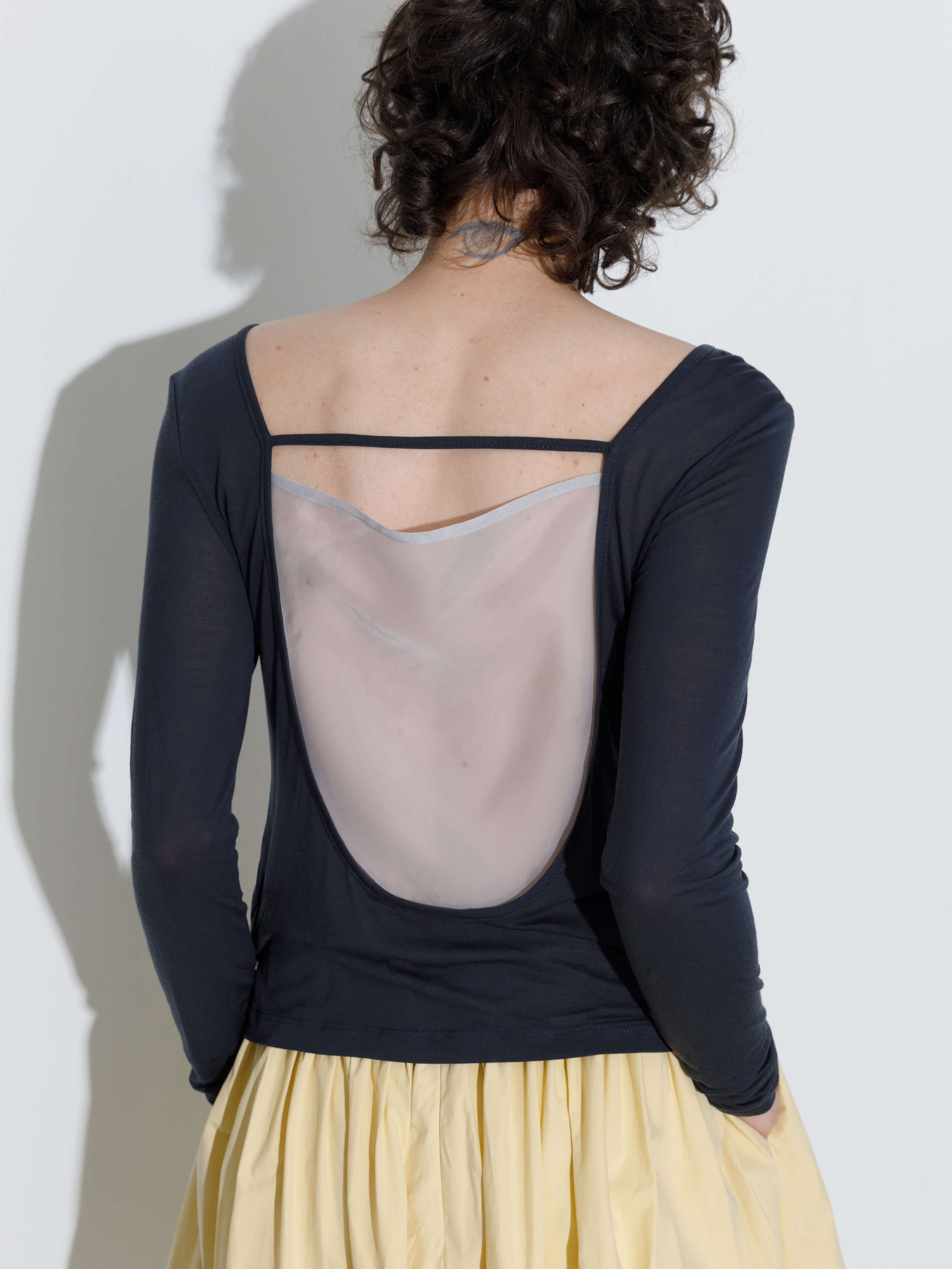 Backless Deep U-Neck Sheer Knit Top-14