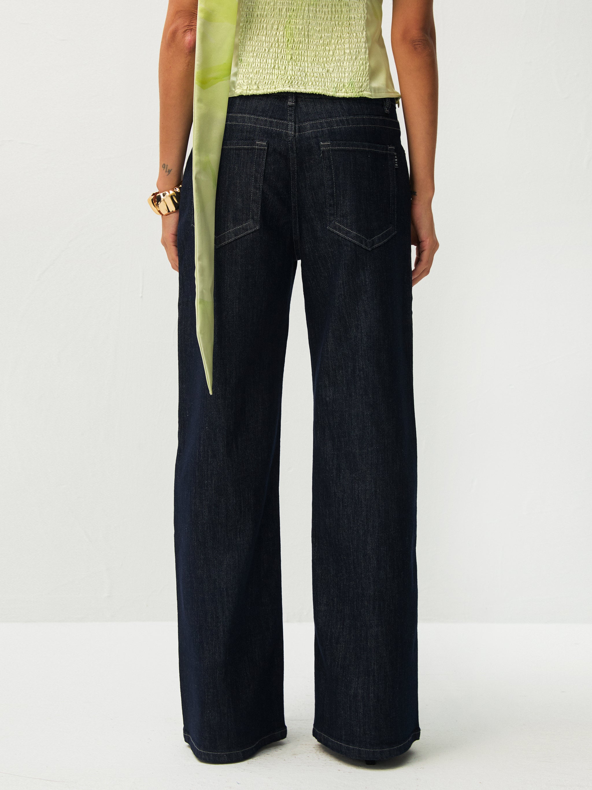CUBIC Classic Straight Leg Jeans-6