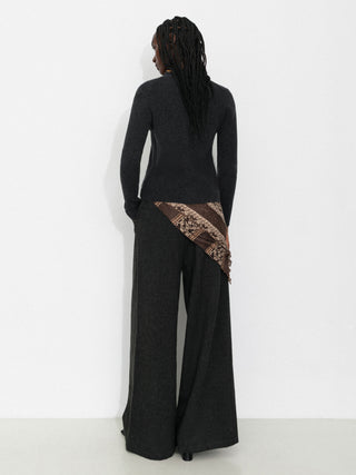 100% Wool Contrast V-Neck Wool Knit Top