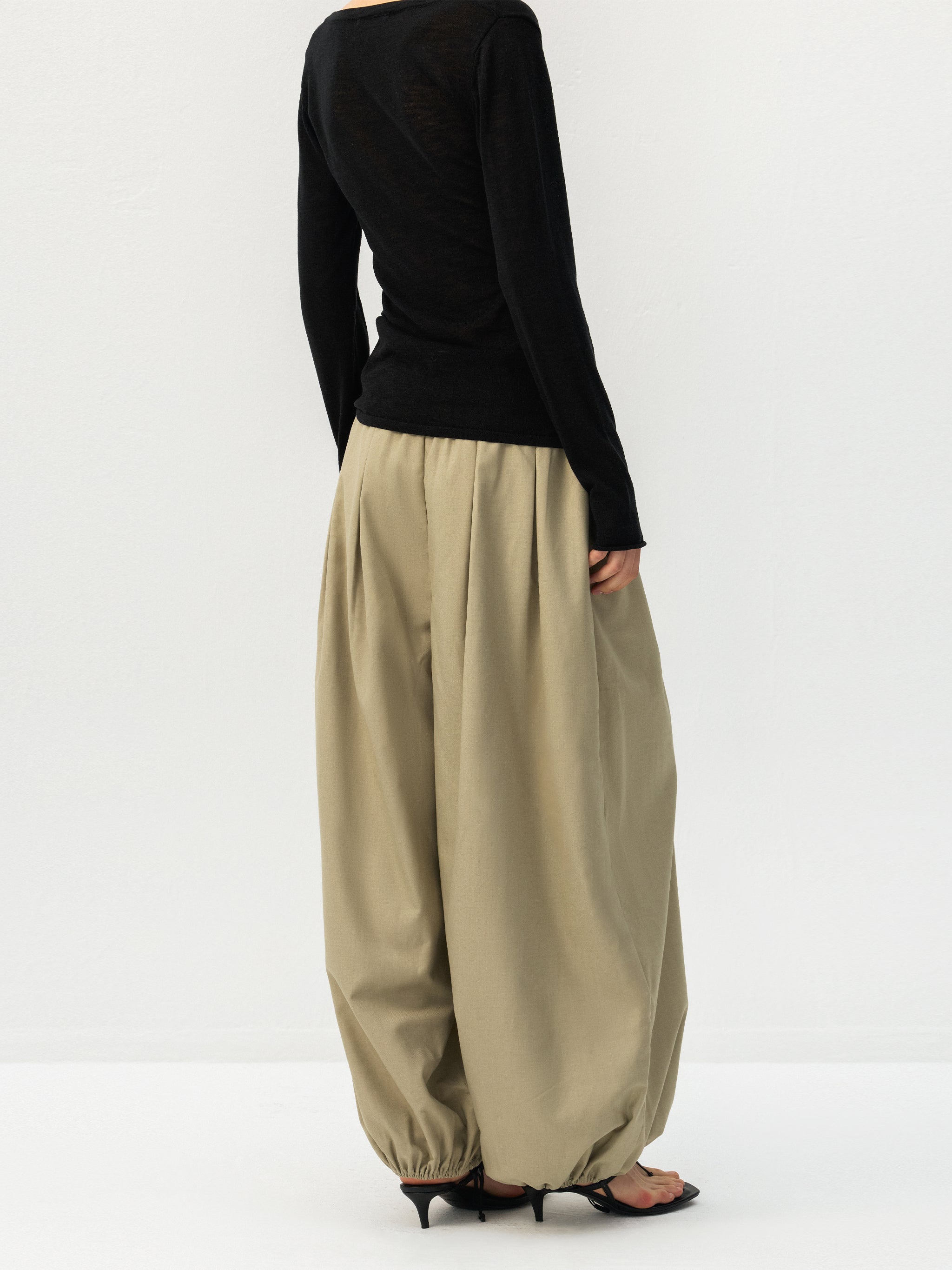 CUBIC Pleated Balloon Pants-19