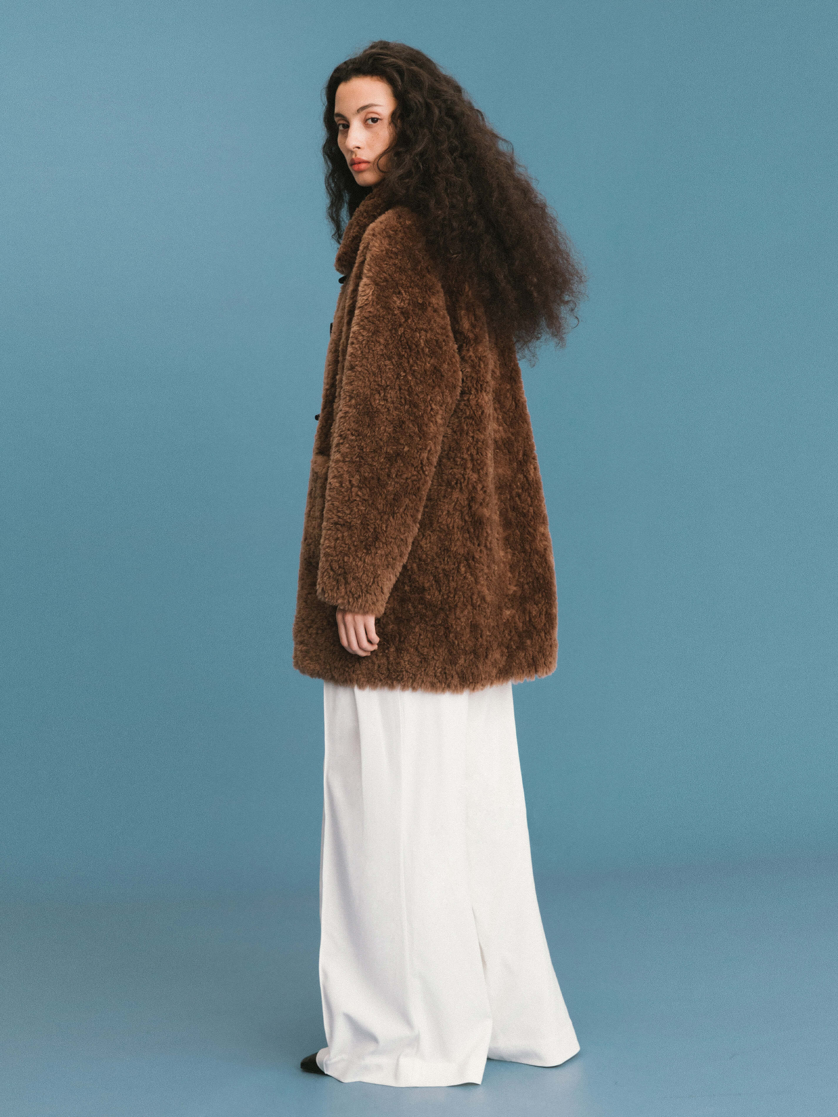 ONE BY CUBIC Hign Collar Furry 100% Wool Coat-6