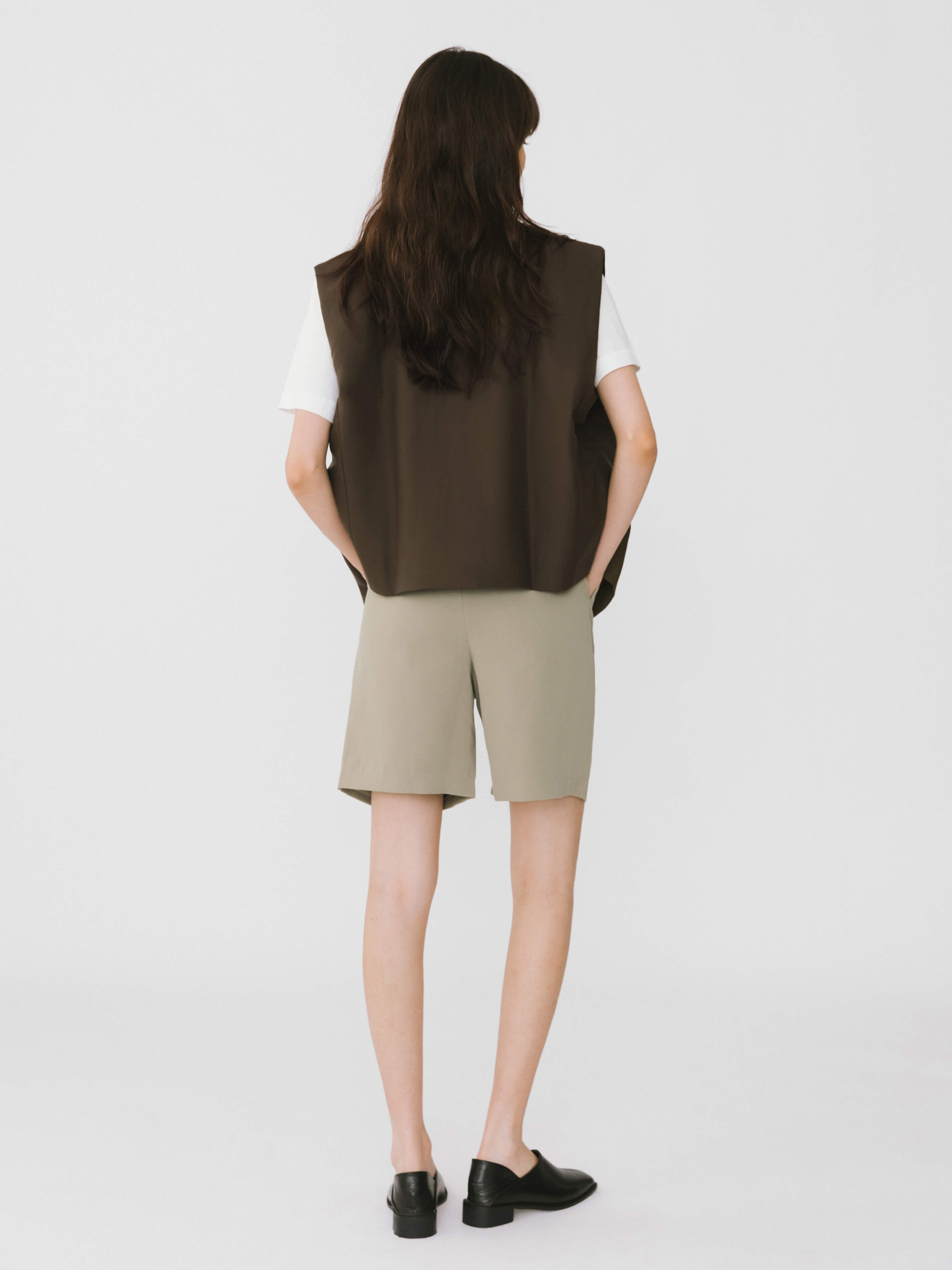 Asymmetric Cut Out Tailored Shorts-6