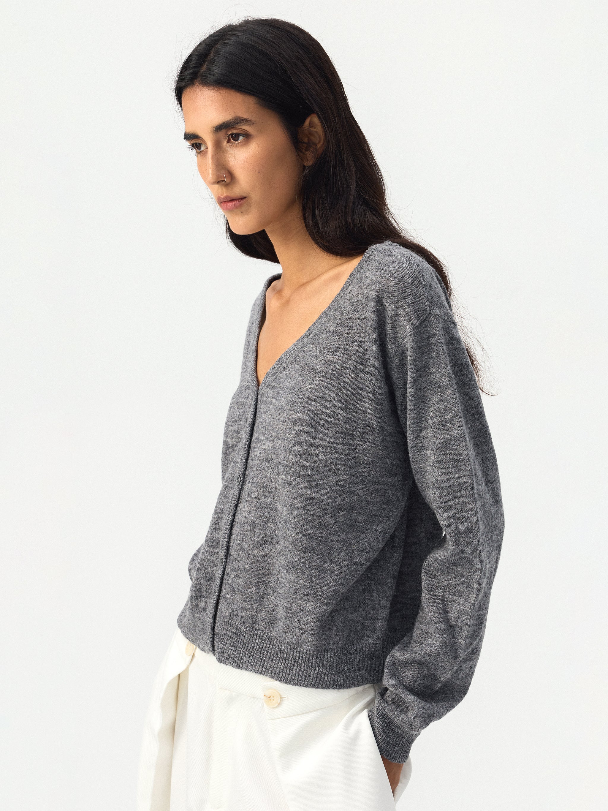 CUBIC Relaxed V-Neck Knit Cardigan-7