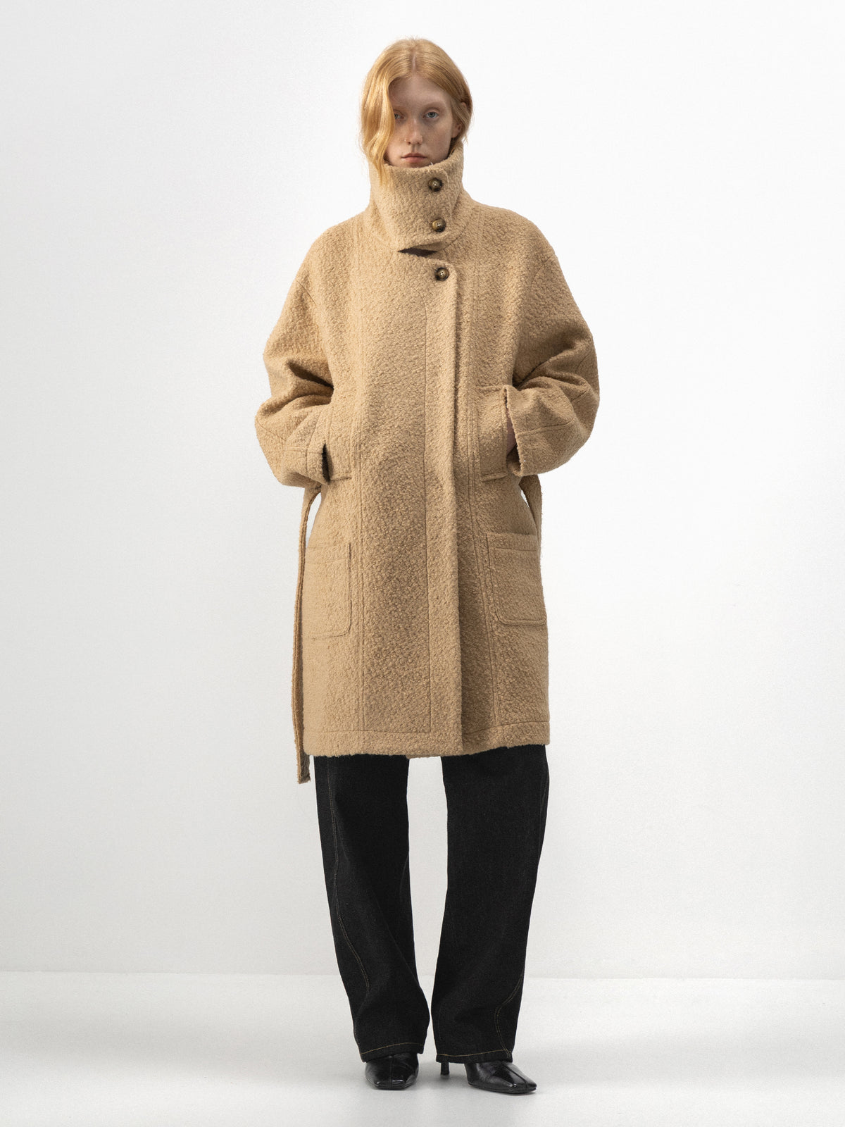 CUBIC Stand-Collar Cape-Style Wool Coat-7