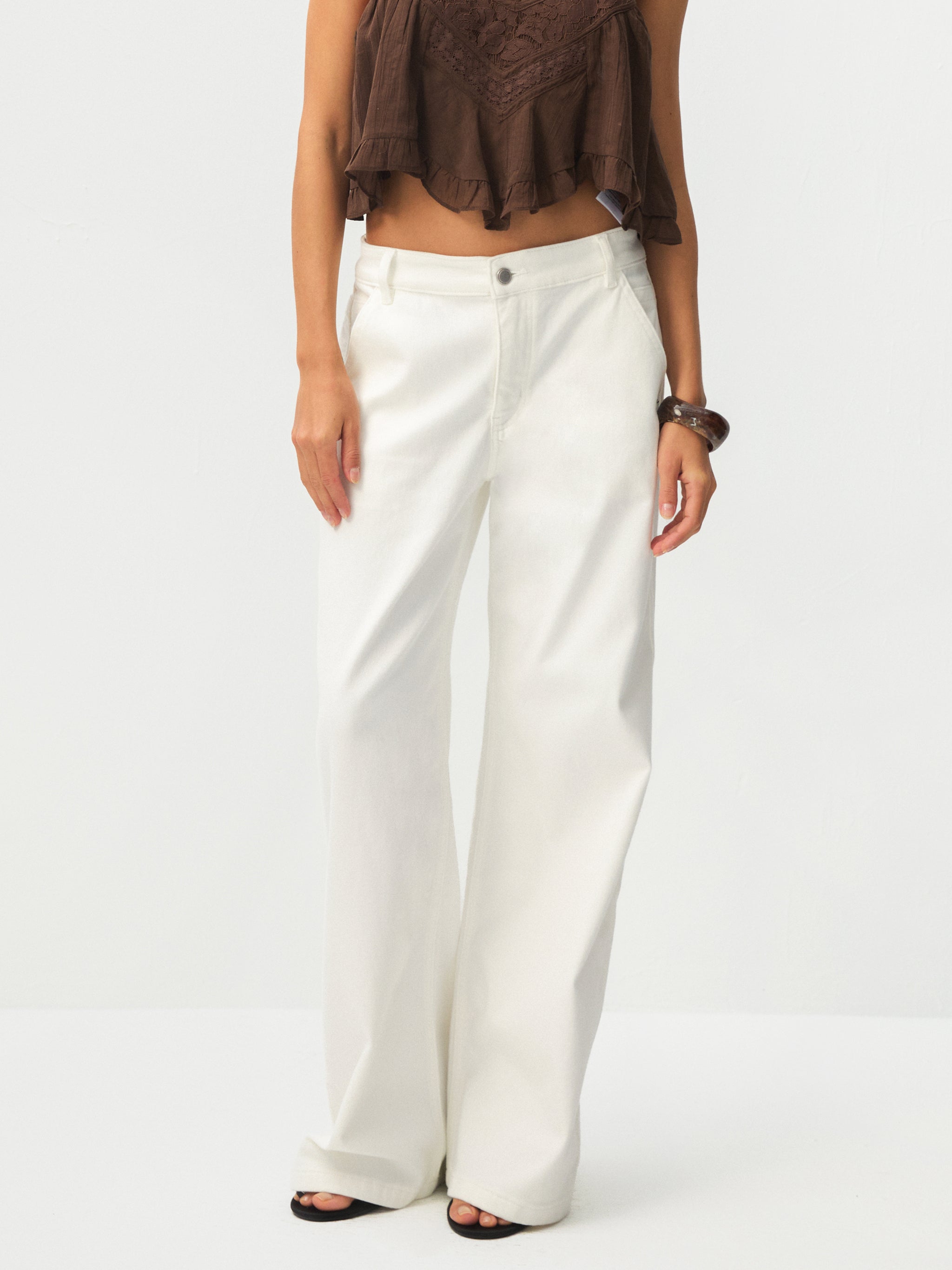CUBIC Classic Straight Leg Jeans-9