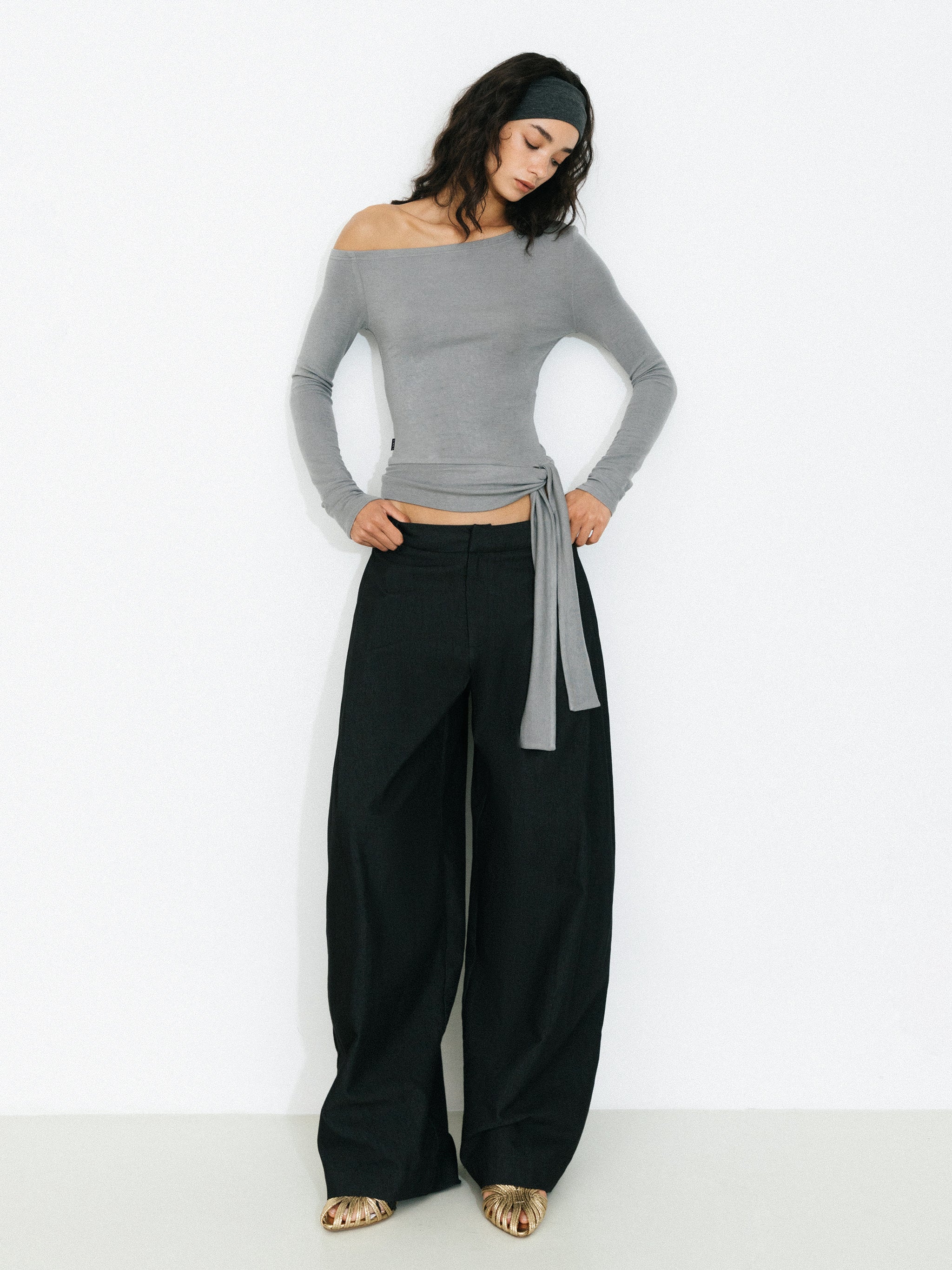 C by CUBIC One-Shoulder Slim-Fit Long-Sleeve Top-7
