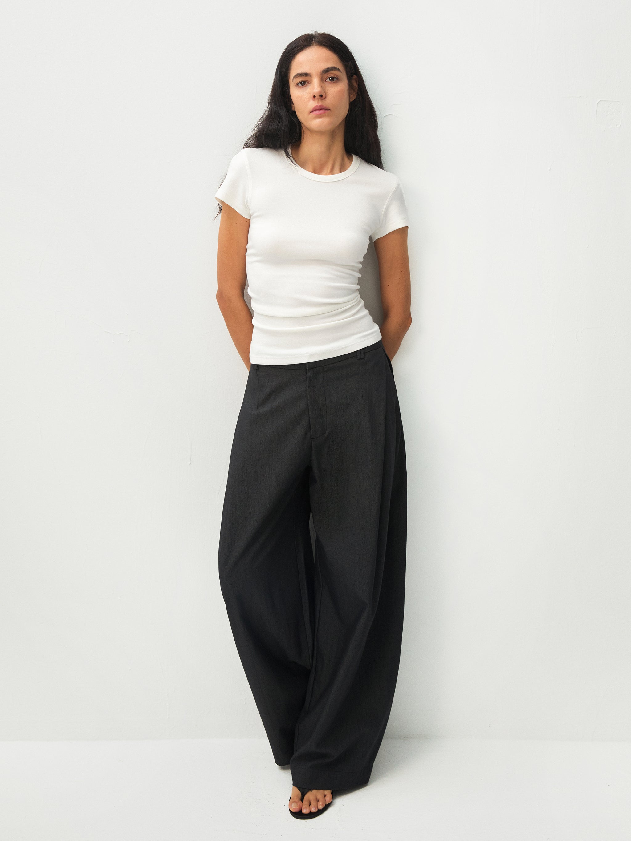 Wide-Leg Tapered Tailored Trousers-7